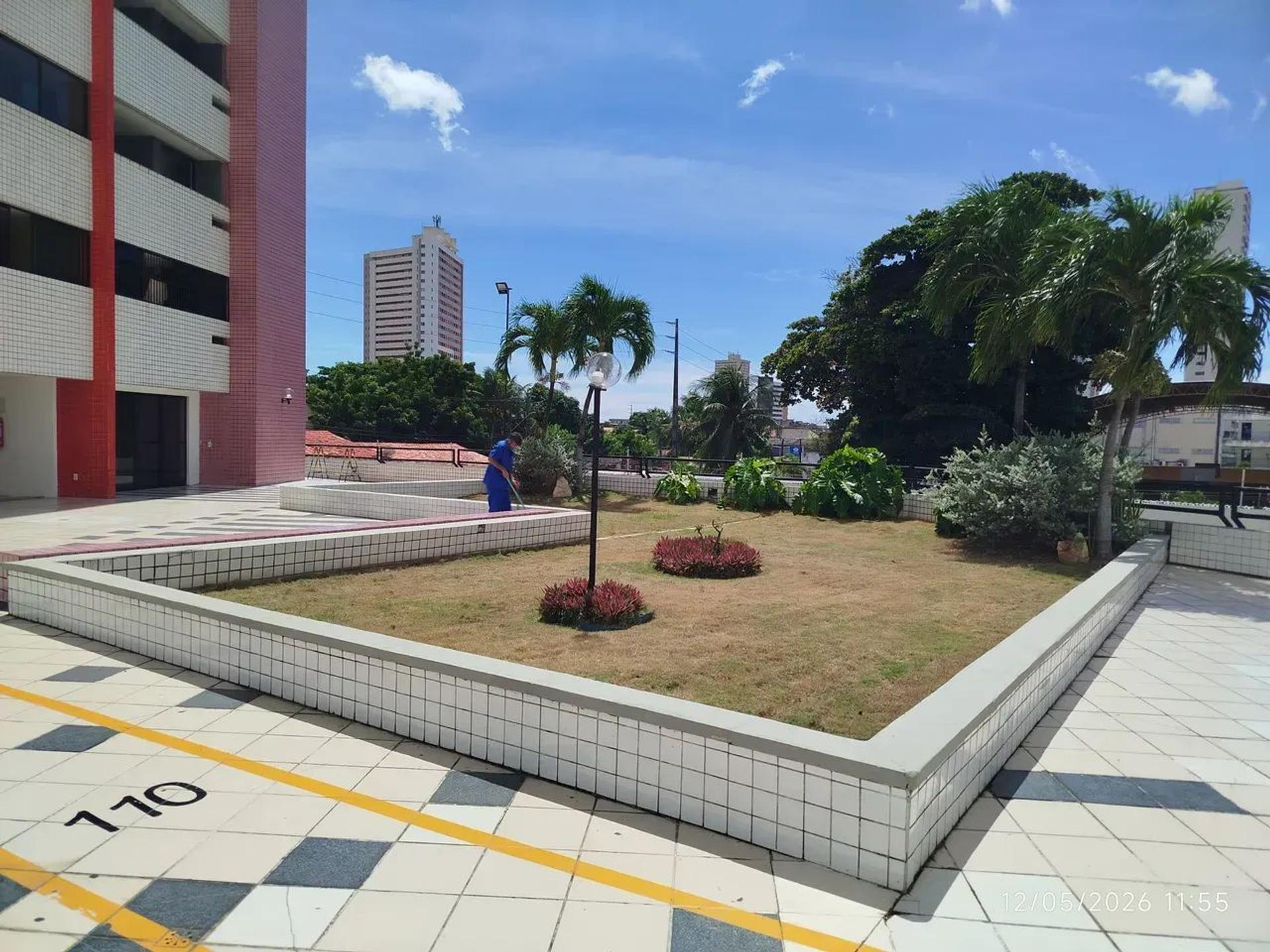 Adquira Agora Este Apartamento Com 03 Suítes