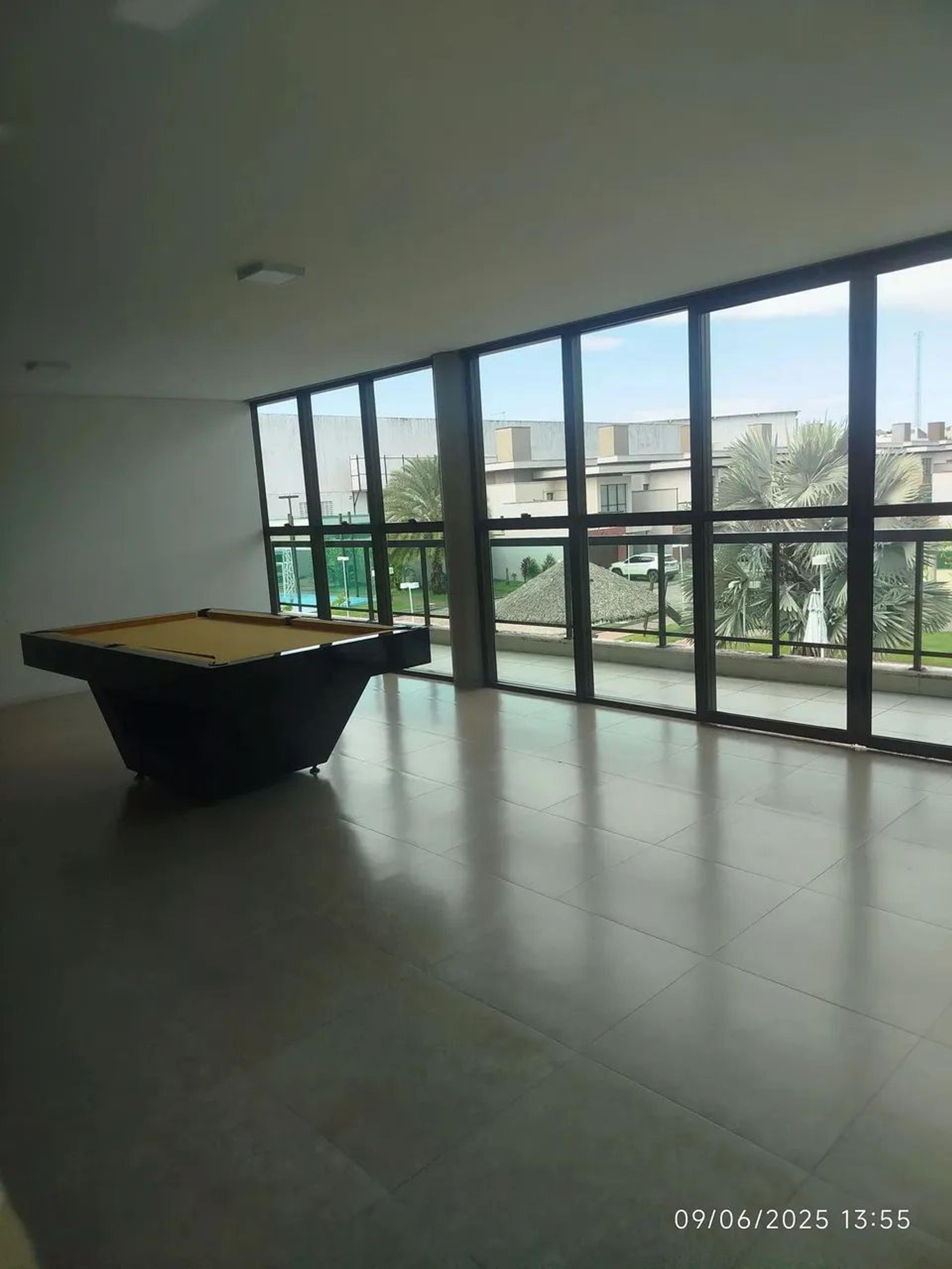 Vende-SE Casa Duplex Próximo AO Shopping DO Eusébio