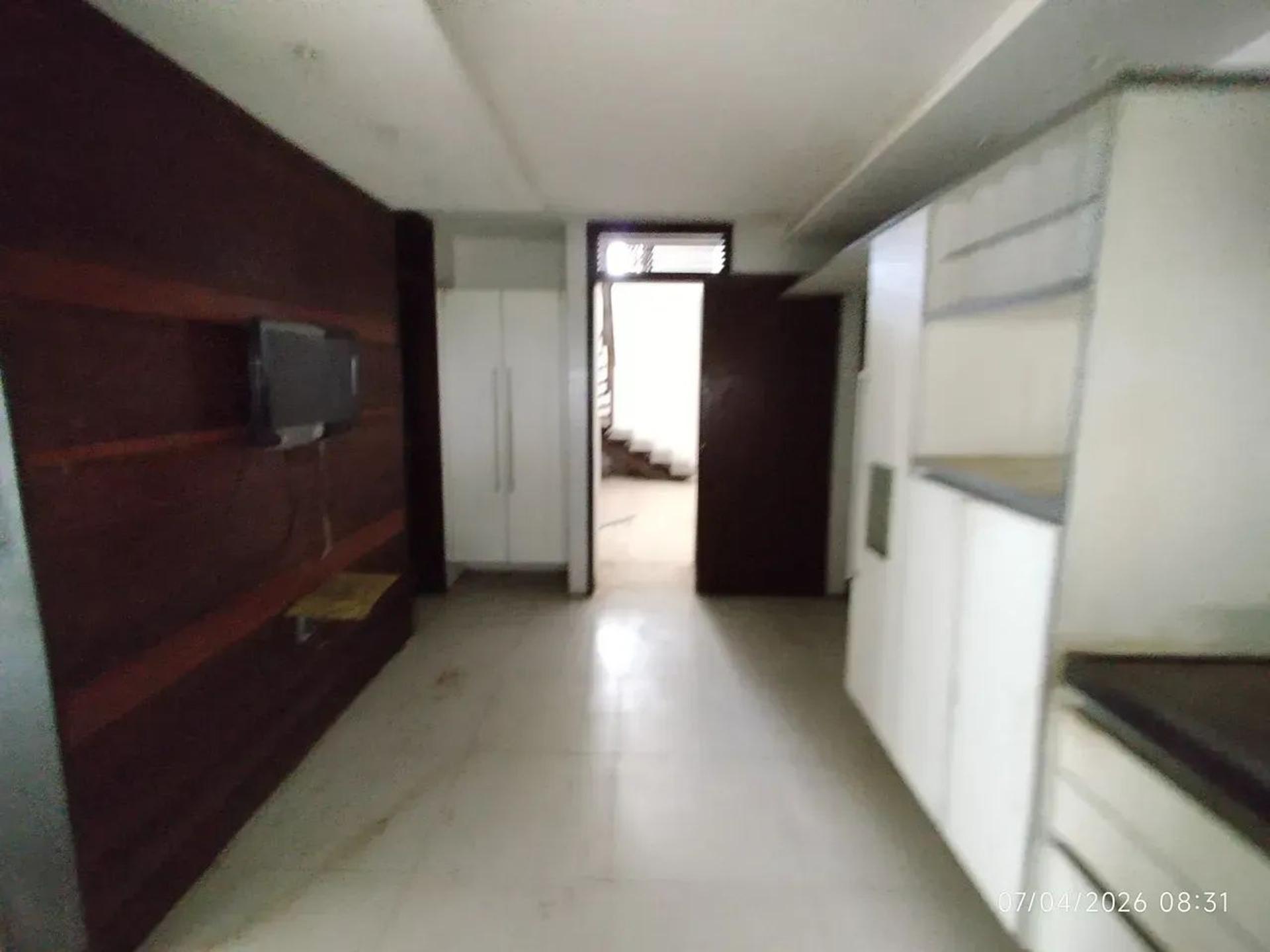 Sobrado para aluguel com 4550 metros quadrados com 5 quartos em Dionisio Torres - Fortaleza - CE
