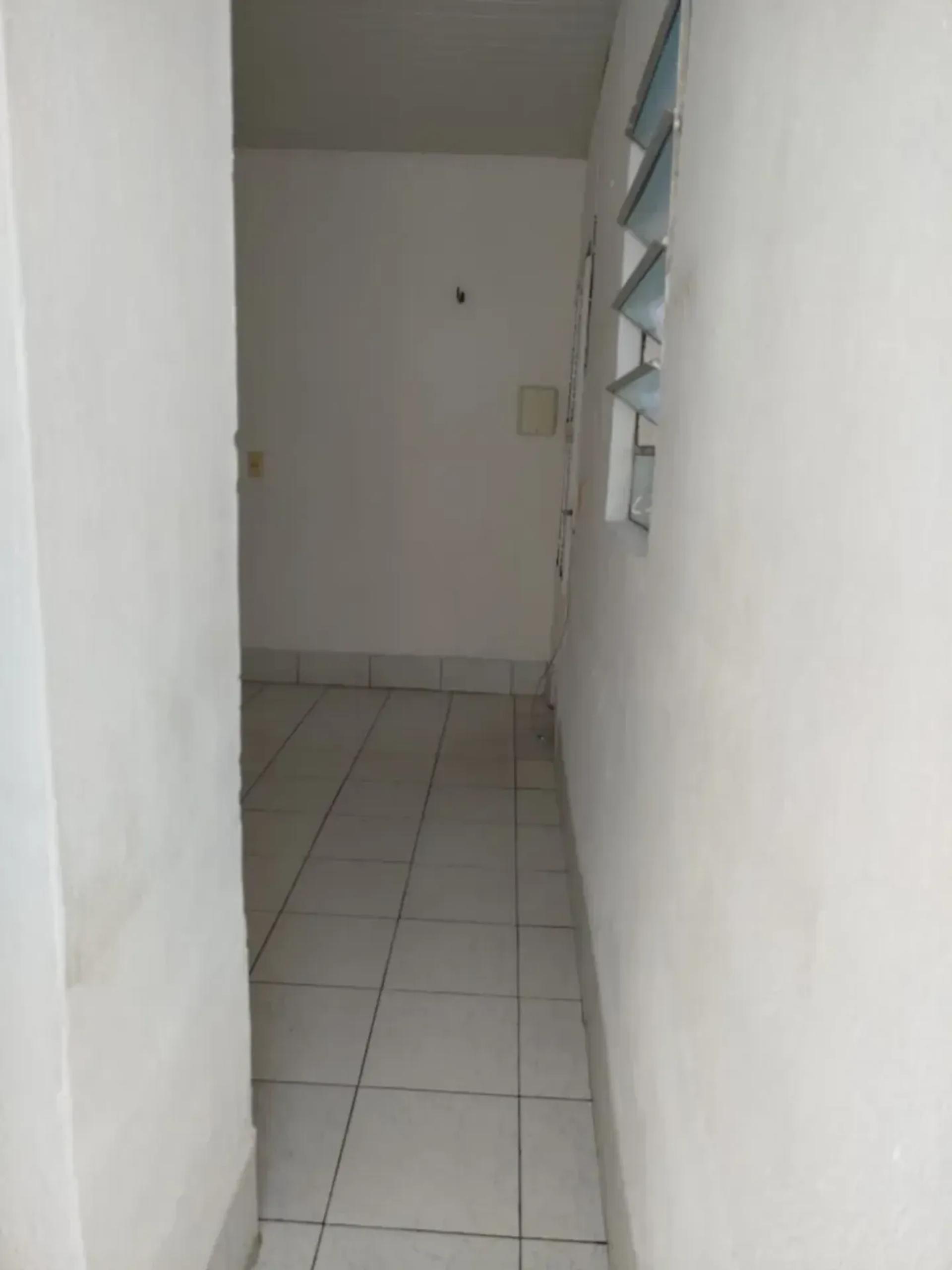 Casa na Rua Nogueira Acioli, 1482, Centro em Fortaleza, por R$ 550/Mês - Viva Real