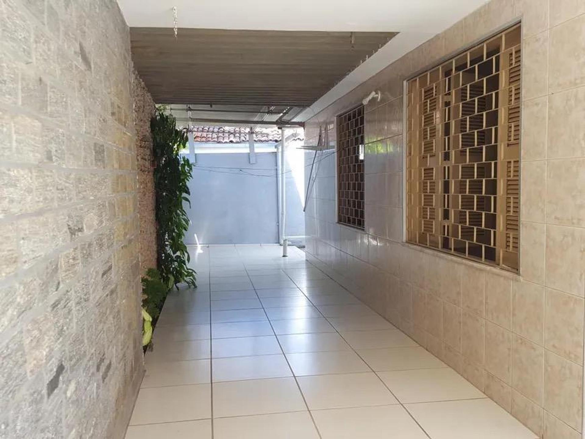 Casa para Venda, em Fortaleza, bairro Cidade 2000, 3 dormitórios, 3 banheiros, 1 suíte, 4 vagas - foto 6