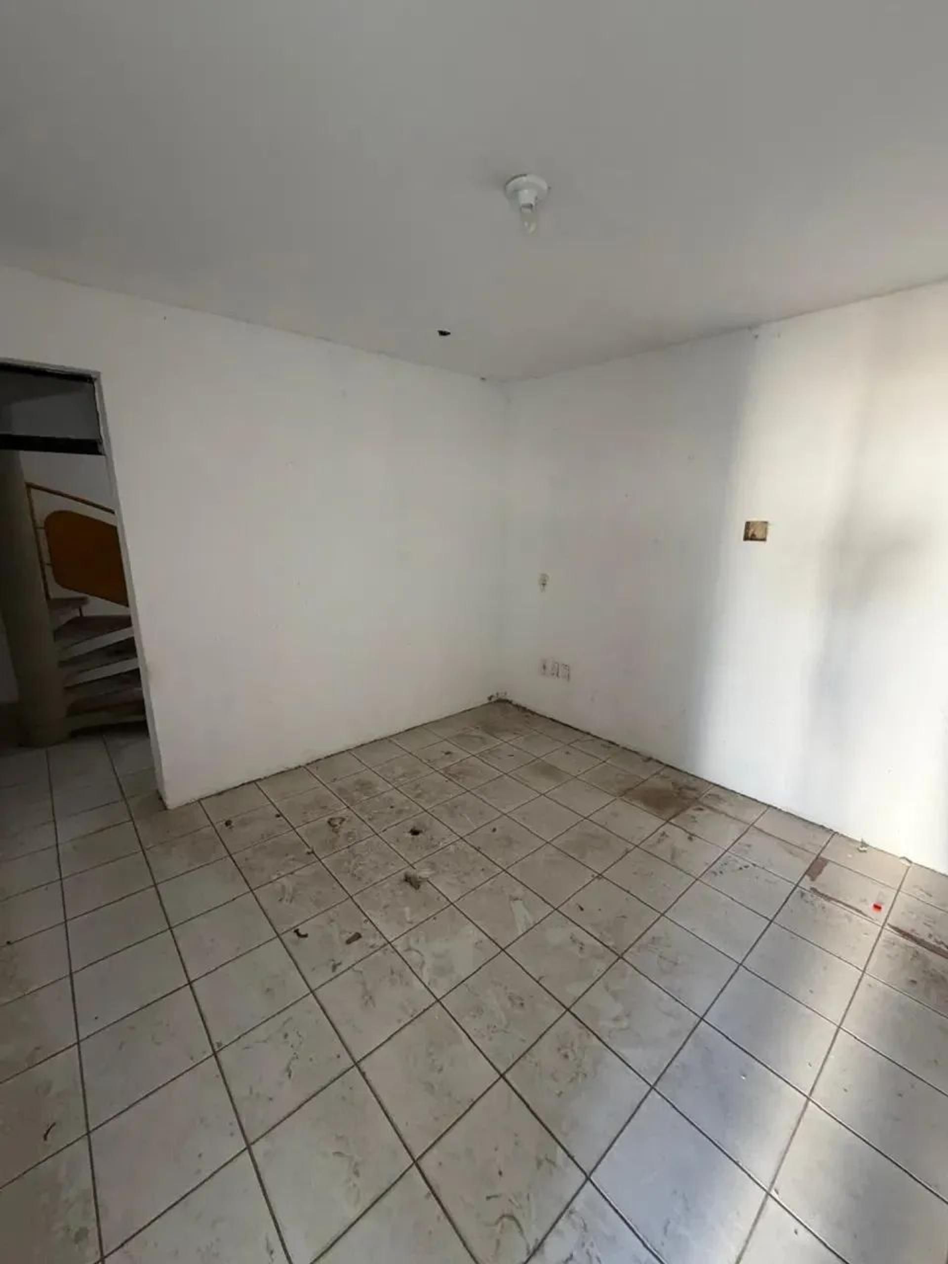 Aluga-Se Galpão Próximo À BR 116