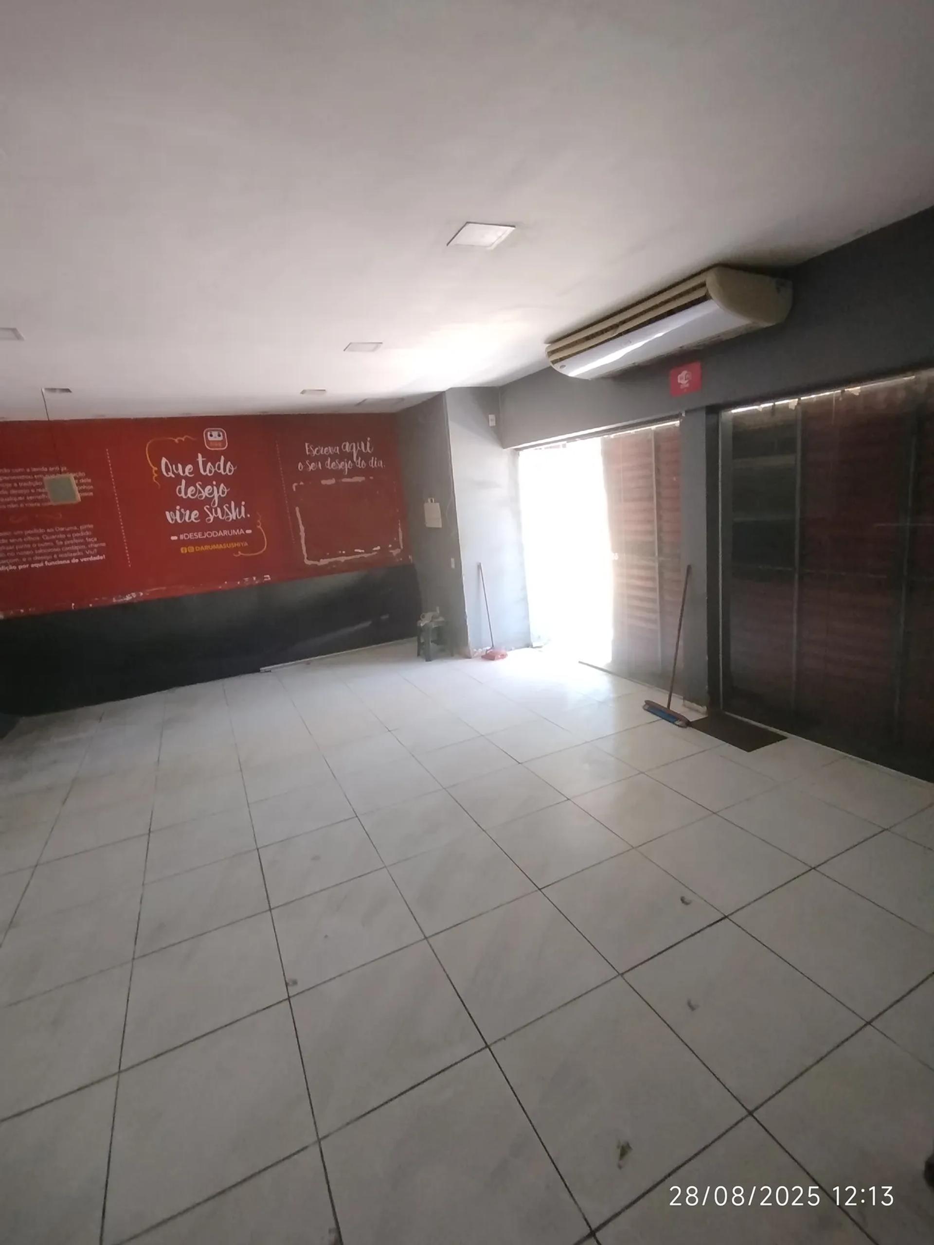 Ponto Comercial na Avenida 13 de Maio, 441, Fátima em Fortaleza, por R$ 15.000/Mês - Viva Real
