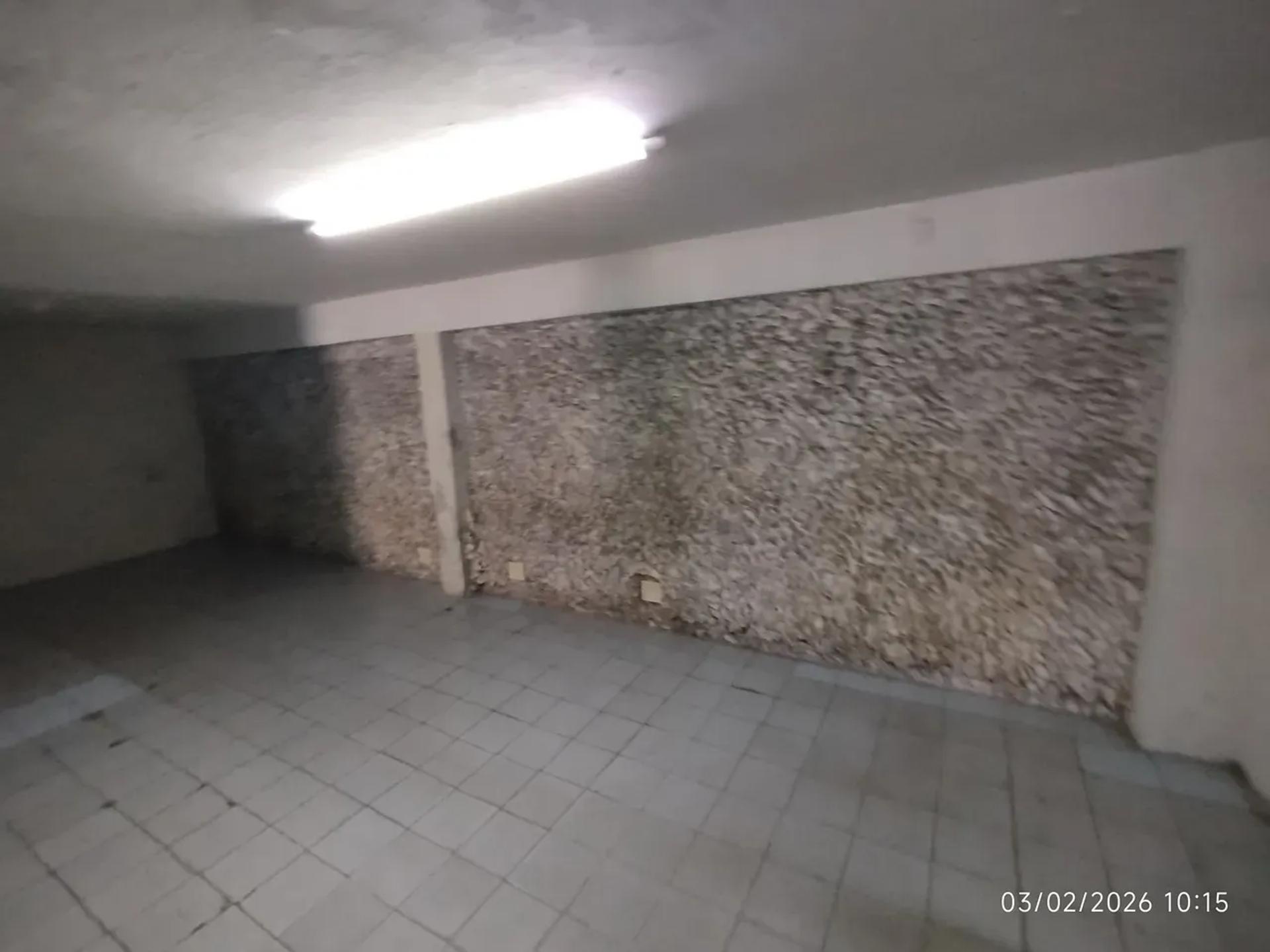 Ponto Comercial na Avenida Duque de Caxias, 849, Centro em Fortaleza, por R$ 3.500/Mês - Viva Real
