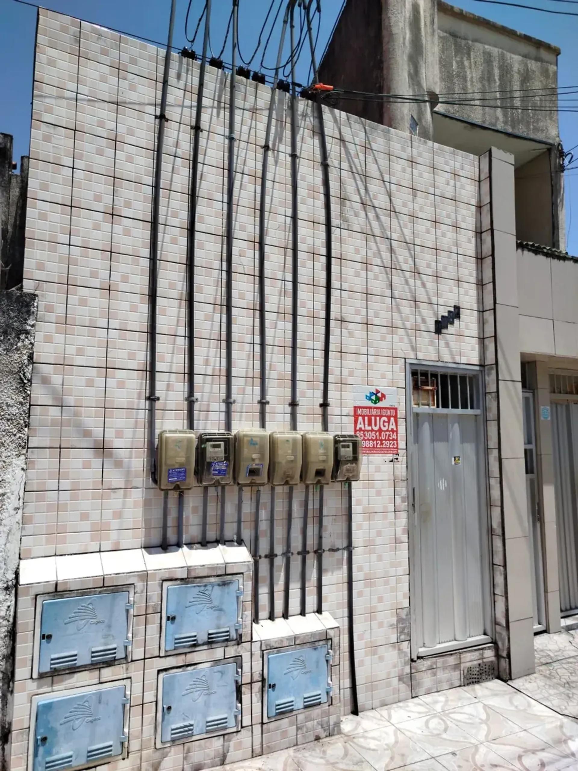 Casa na Rua Nogueira Acioli, 1482, Centro em Fortaleza, por R$ 550/Mês - Viva Real