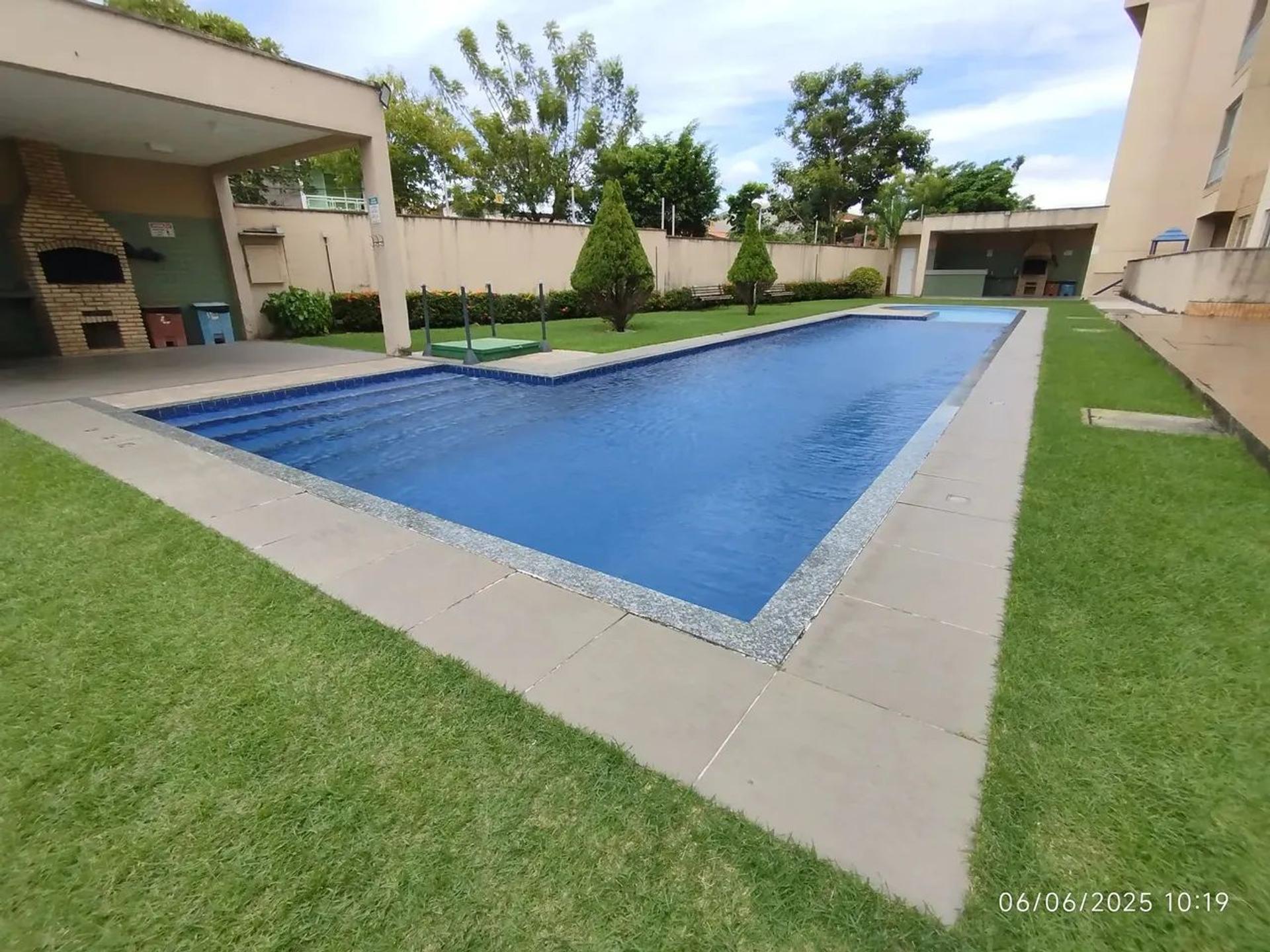 Vende-SE Apartamento DE 02 Quartos Com Elevador E Piscina NA Cajazeiras EM Fortaleza CearÁ