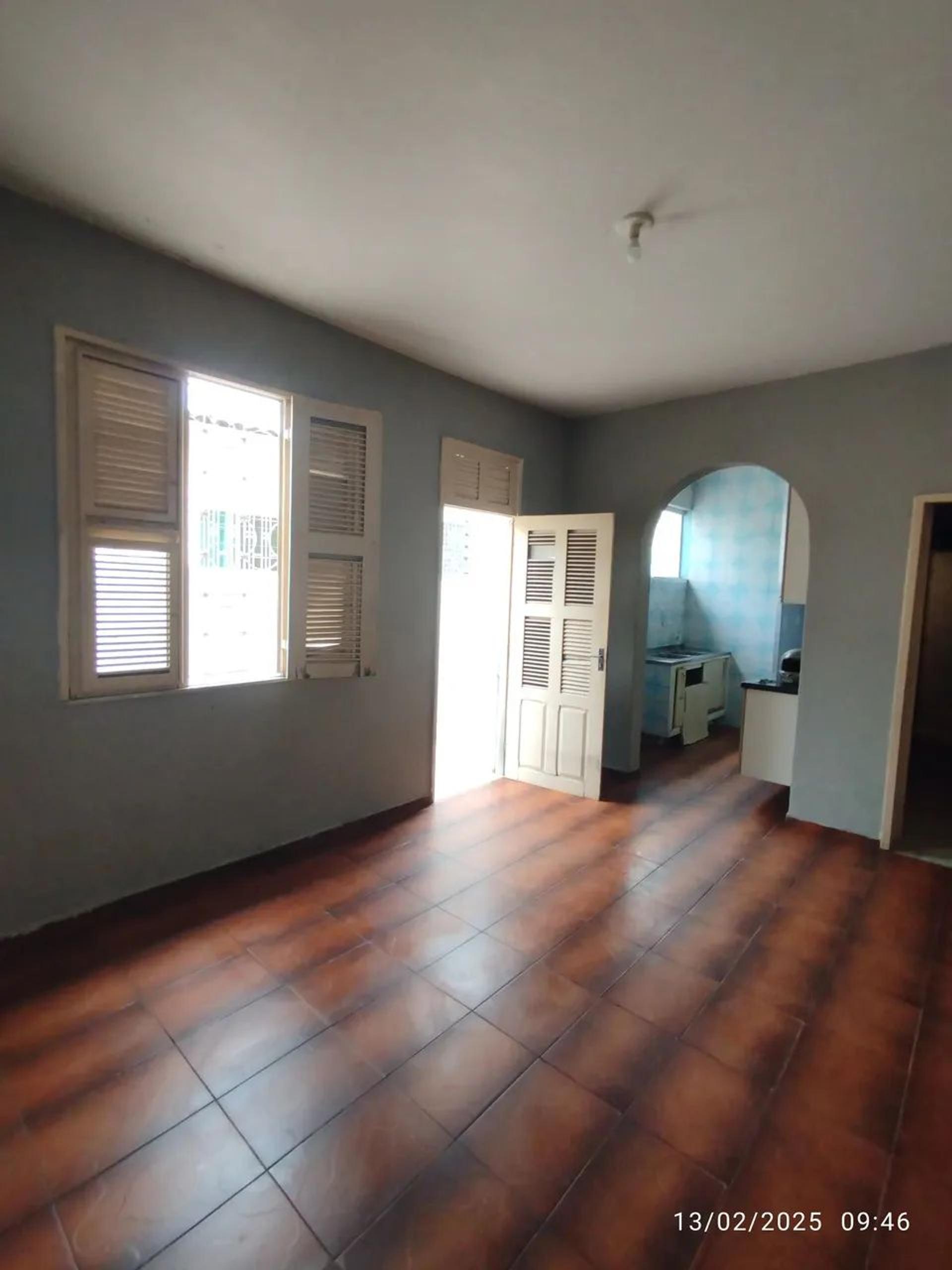 Vende-SE Casa NO Bairro Monte Castelo A 100M DA AV. Sargento Herminio