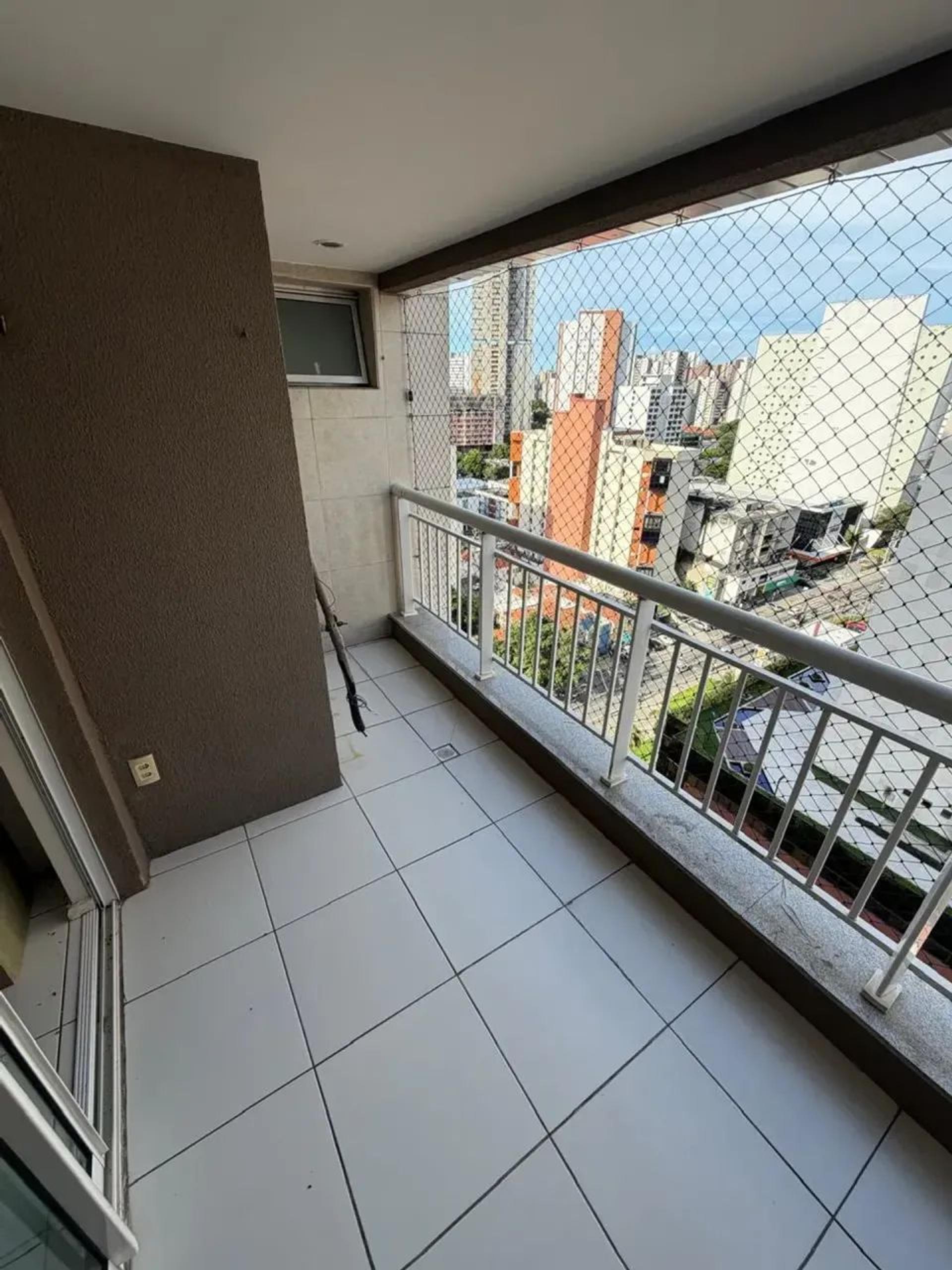 Apartamento Para Alugar Na Aldeota - Próx à Santos Dumont