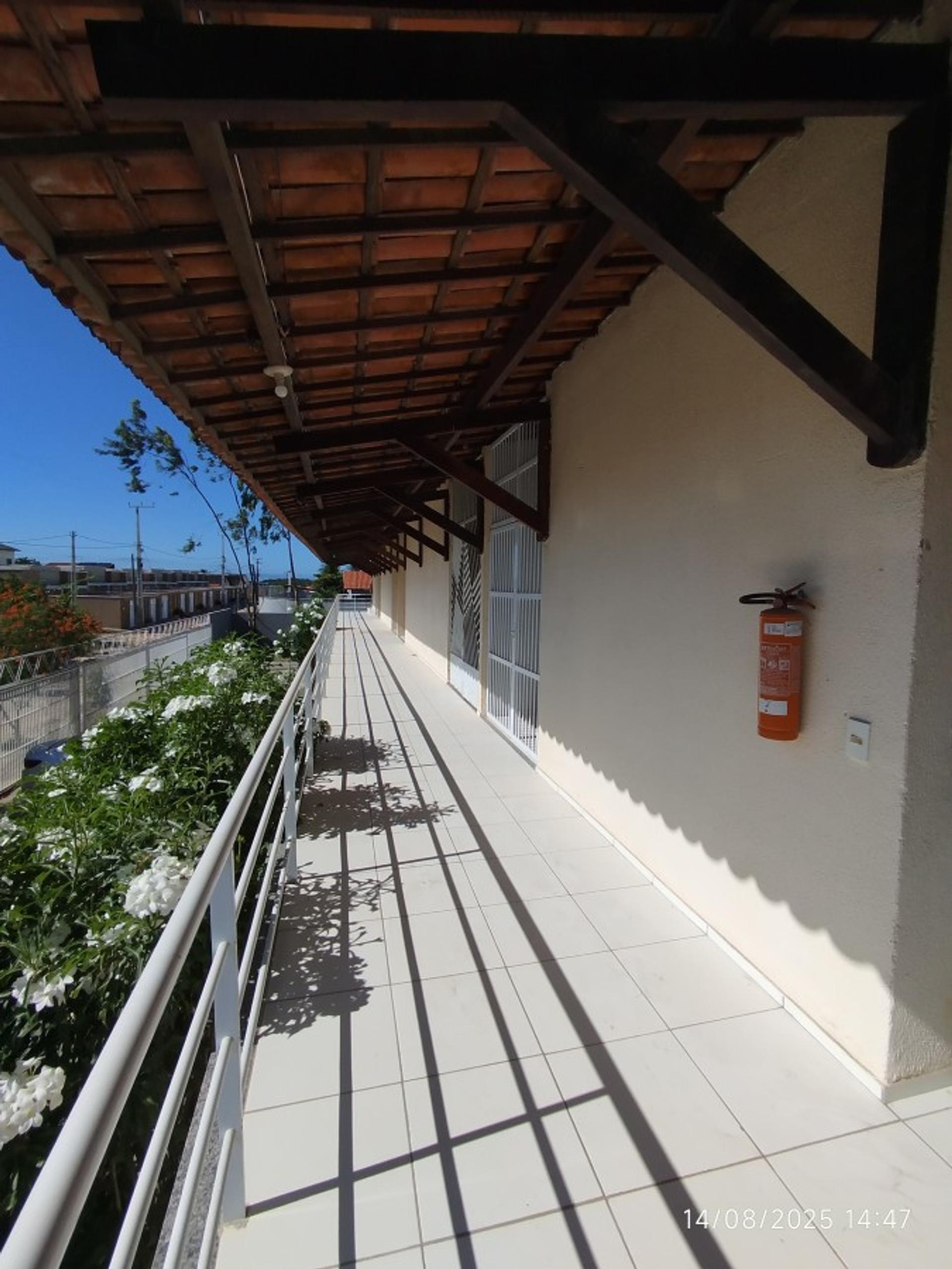 Apartamento para Venda, em Caucaia, bairro Guajiru, 2 dormitórios, 1 banheiro, 1 suíte, 1 vaga - foto 10