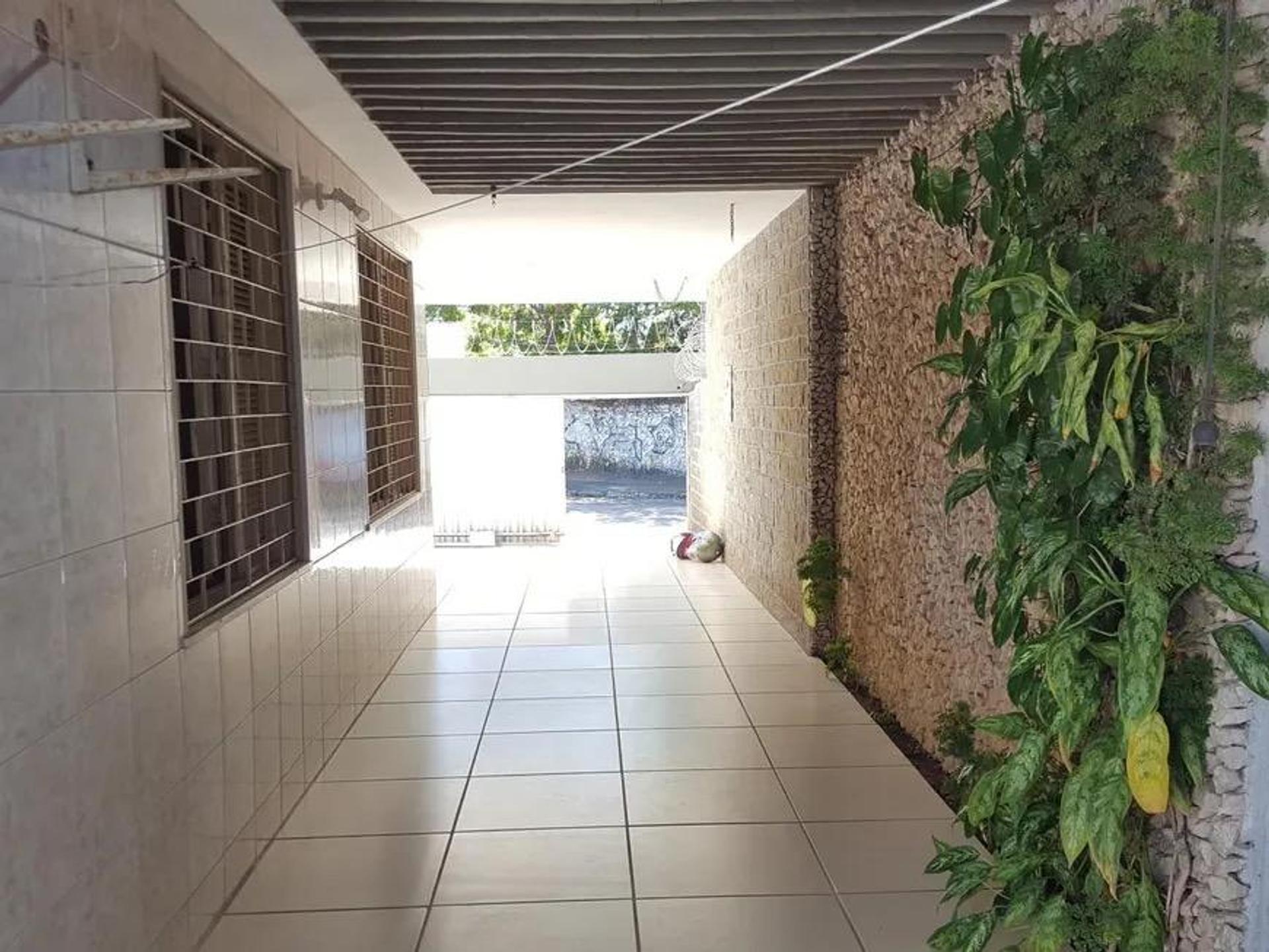 Casa para Venda, em Fortaleza, bairro Cidade 2000, 3 dormitórios, 3 banheiros, 1 suíte, 4 vagas - foto 5