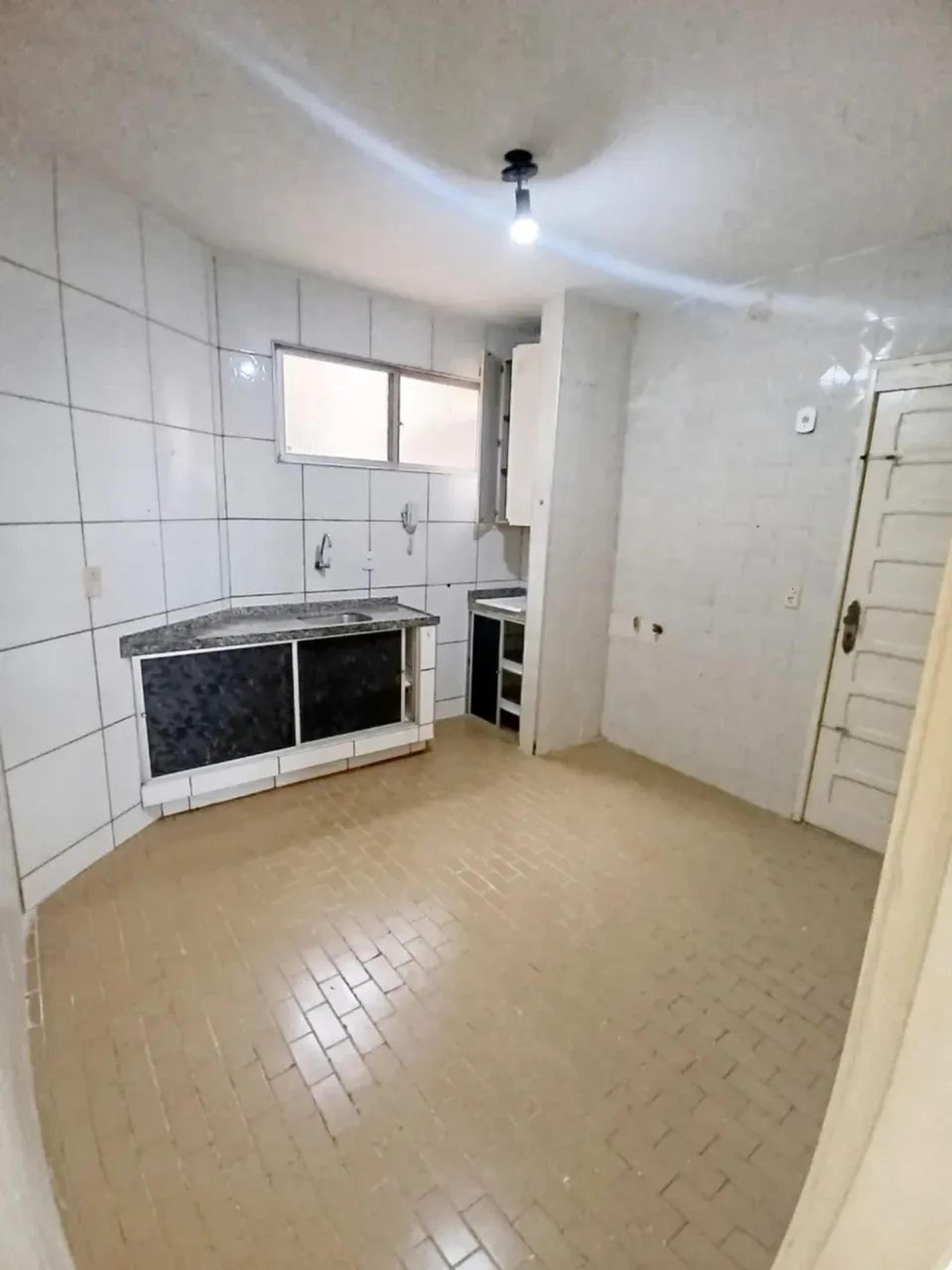 Apartamento Para Alugar NA Aldeota 02 Quartos