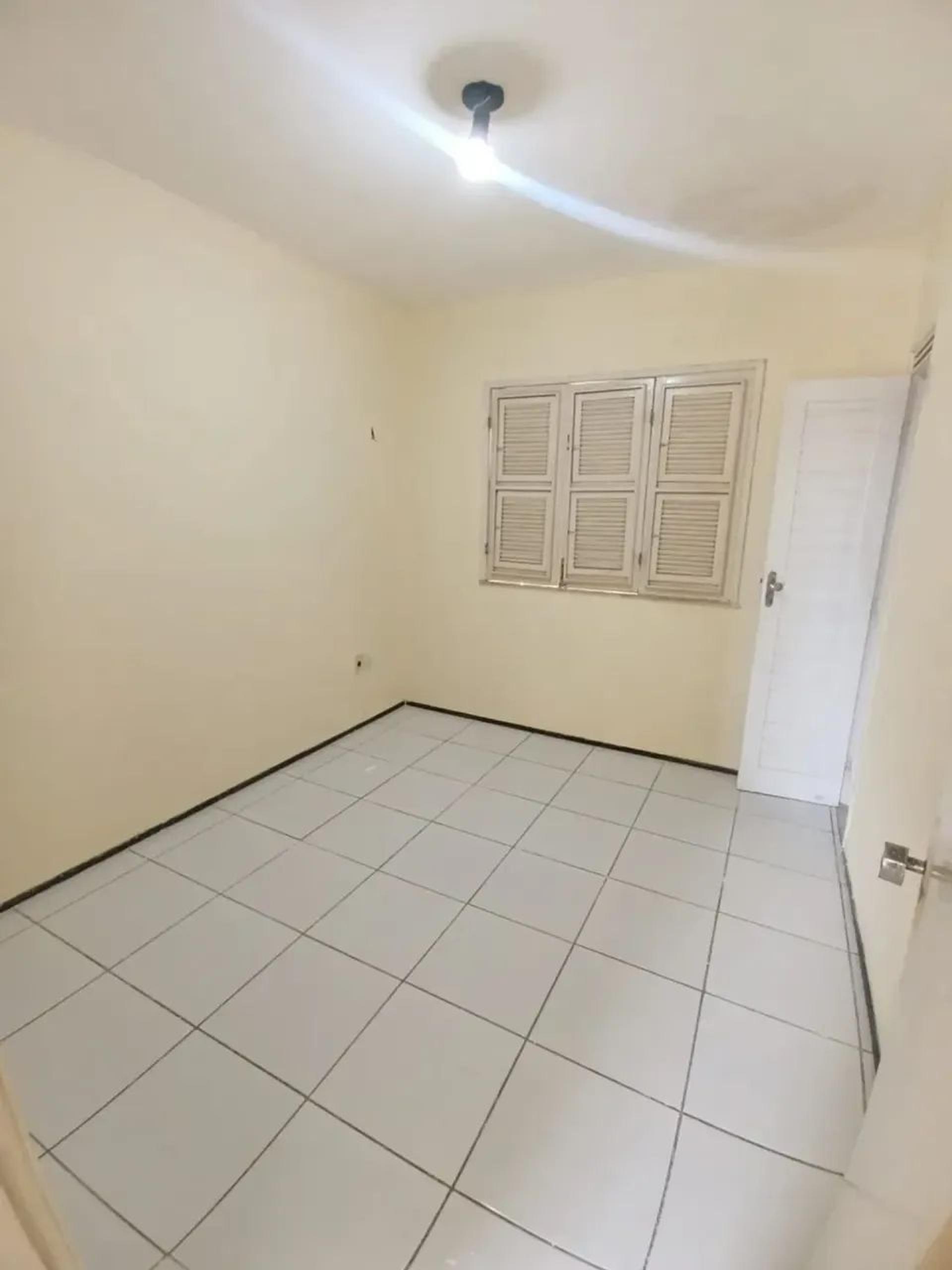 Apartamento Para Alugar NA Aldeota 02 Quartos