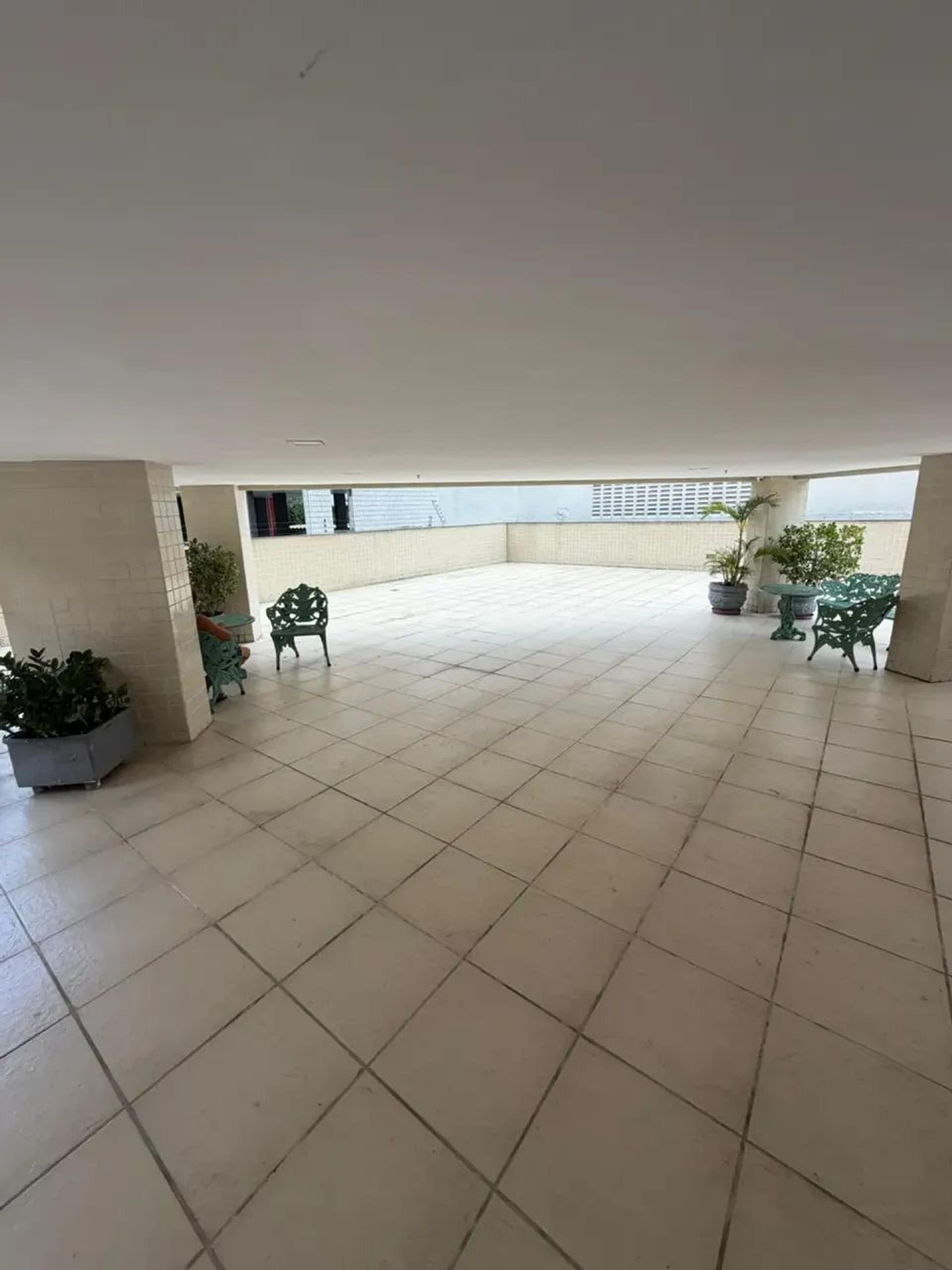 Apartamento À Venda No Meireles
