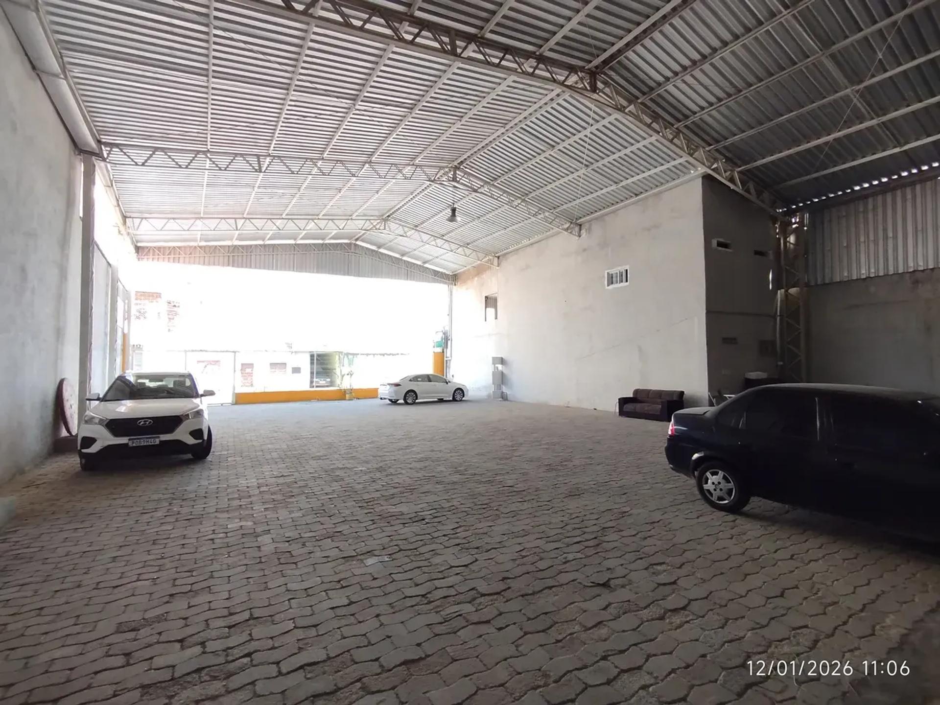 Galpão/Depósito/Armazém na Avenida Augusto dos Anjos, Bonsucesso em Fortaleza, por R$ 10.000/Mês - Viva Real