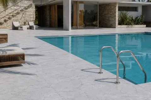 BORDA DE PISCINA