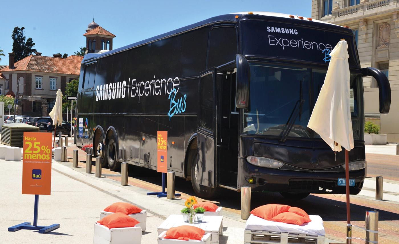 Experience Bus