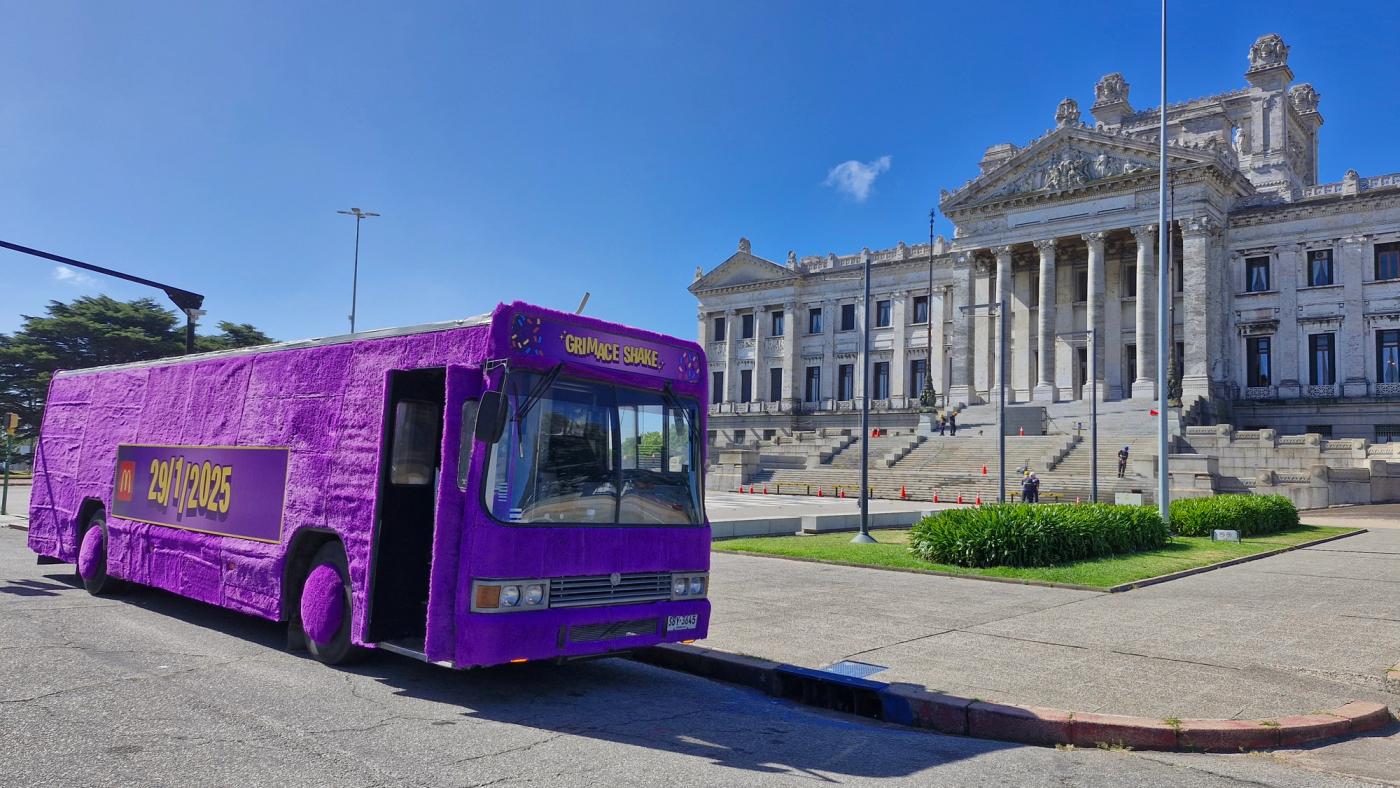 Grimace Bus