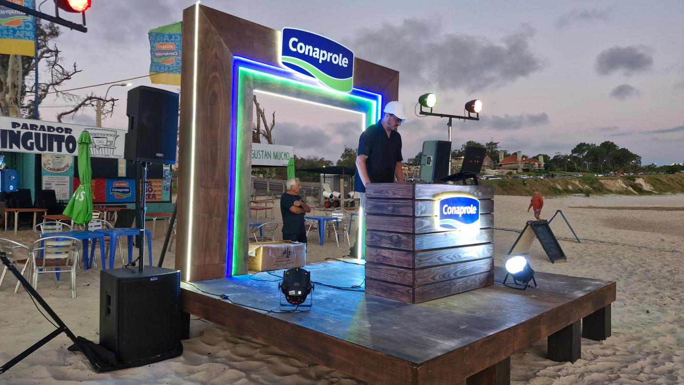 Escenario DJ Verano 2026