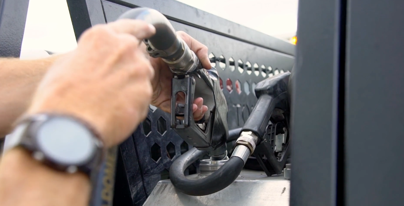 A Fuellox unit fitted to a ute tray on site