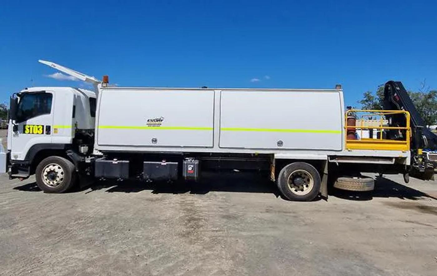 Service trucks and utes