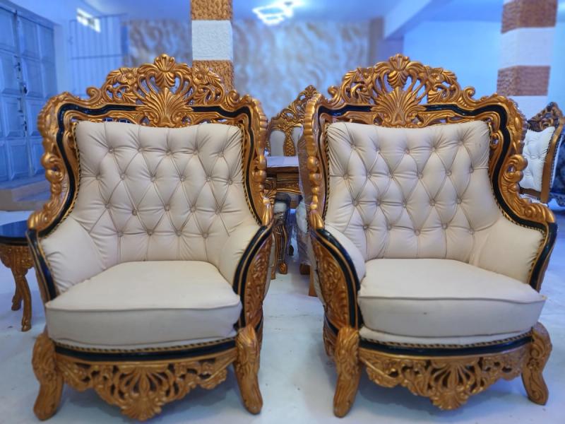 Majestic Antique - view 2