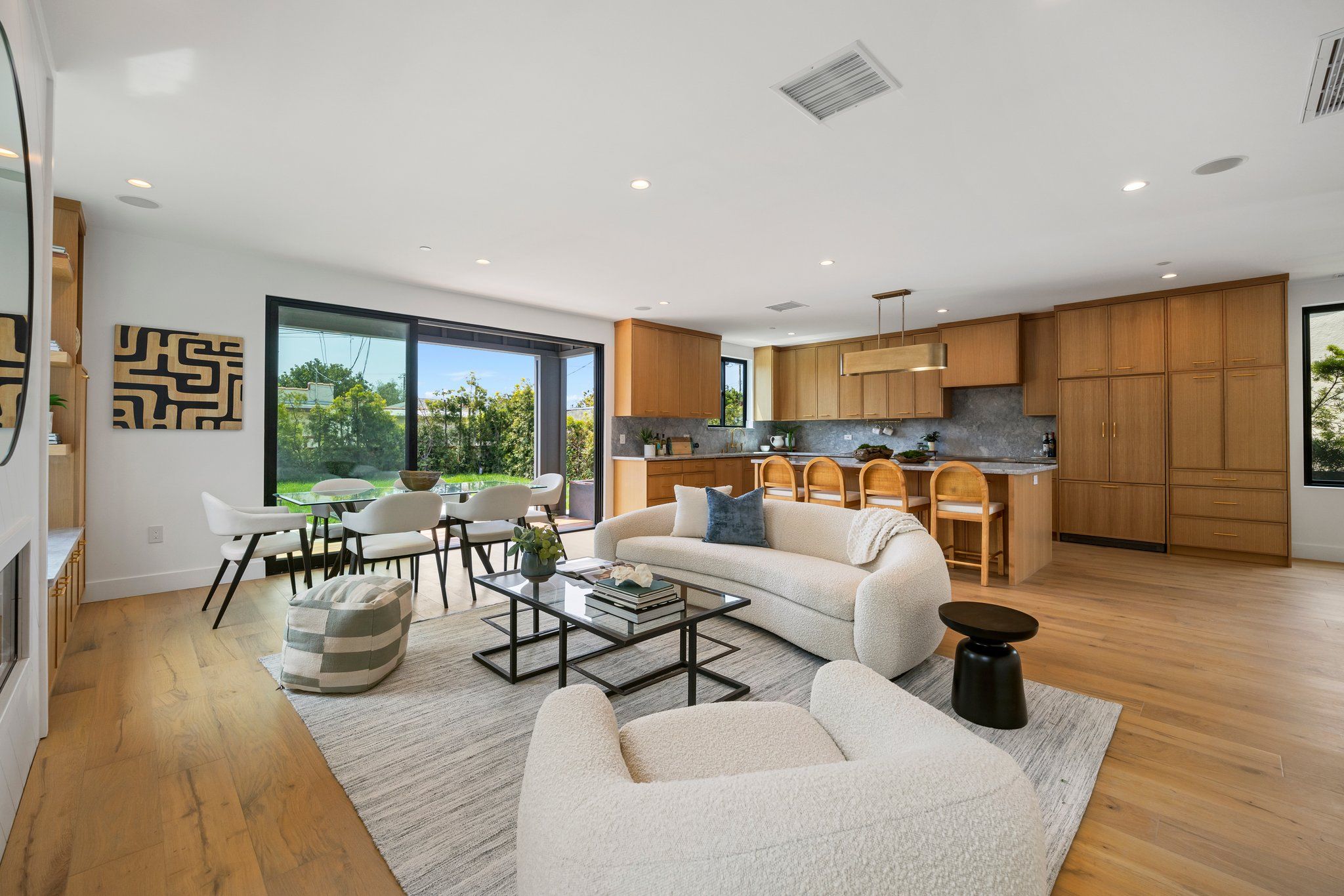 Modern Farmhouse Outdoor Kitchen Remodel in Los Angeles, CA by Bela Development project photo 2