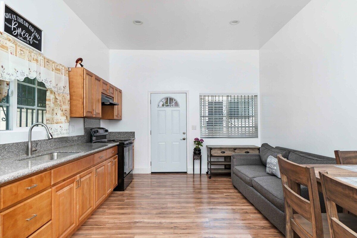 Kitchen Remodel in Inglewood, CA by Bela Development project photo 2