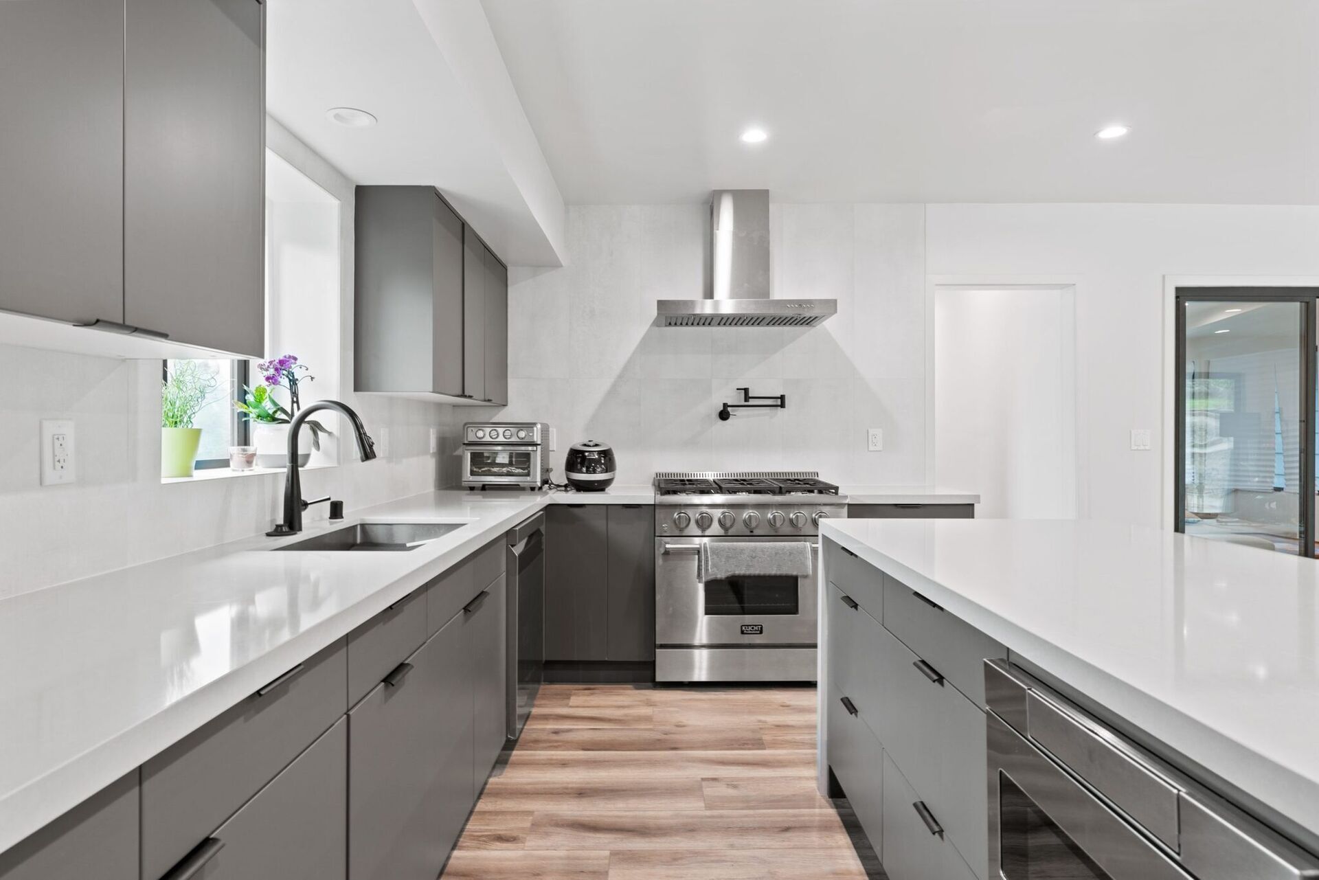 Modern Kitchen Remodel by Bela Development — Project 2 project photo 3