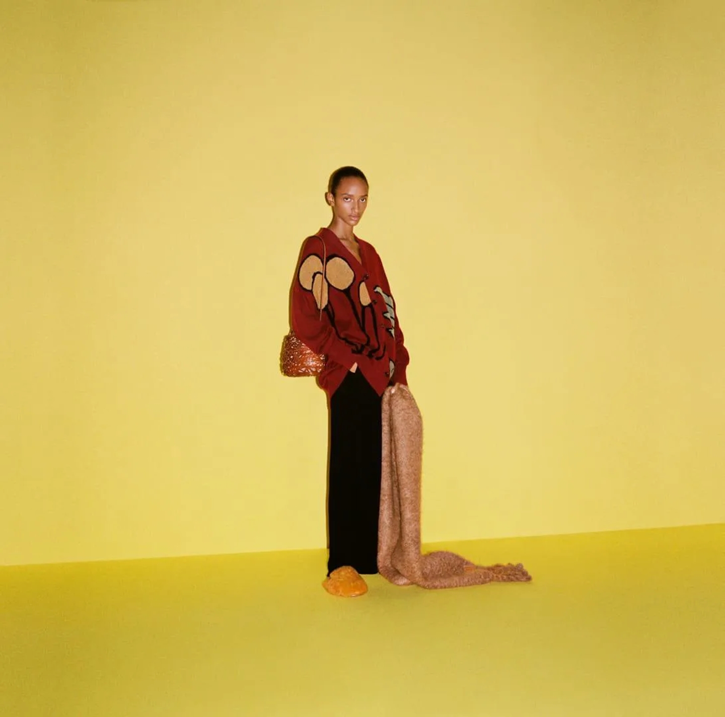 LoeweWarmList_2_YagoCastromil_Thisissample