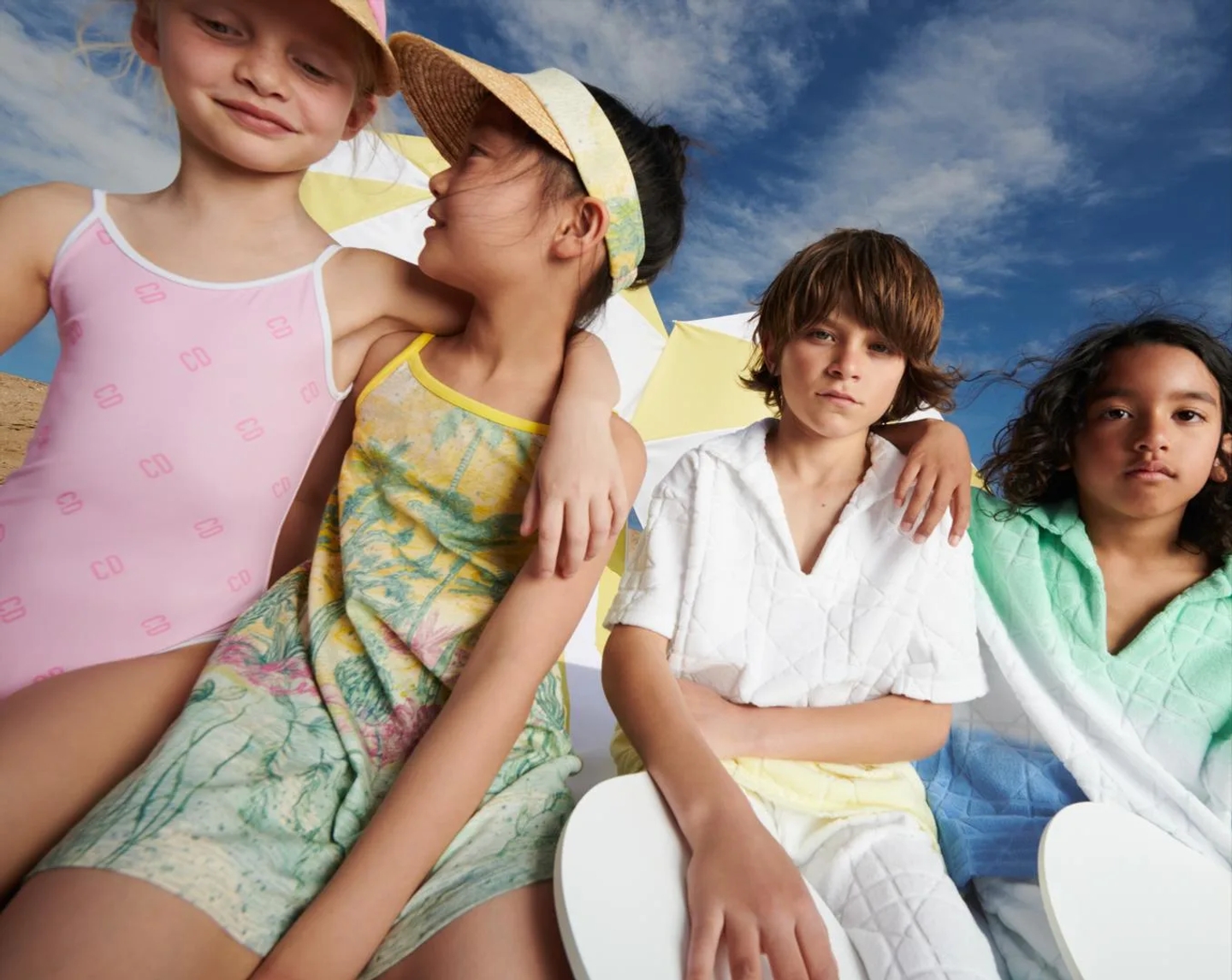 Beachwear_BabyDior_00_PabloZamora_Thisisample-1