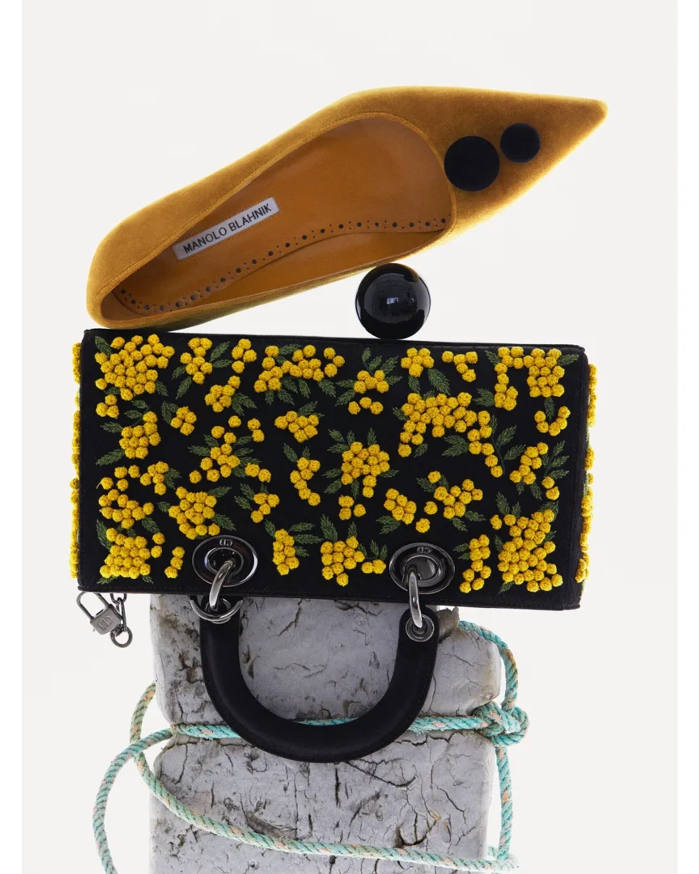 AccessoriesHer_ElPaisSemanal_04_YagoCastromil_Thisissample