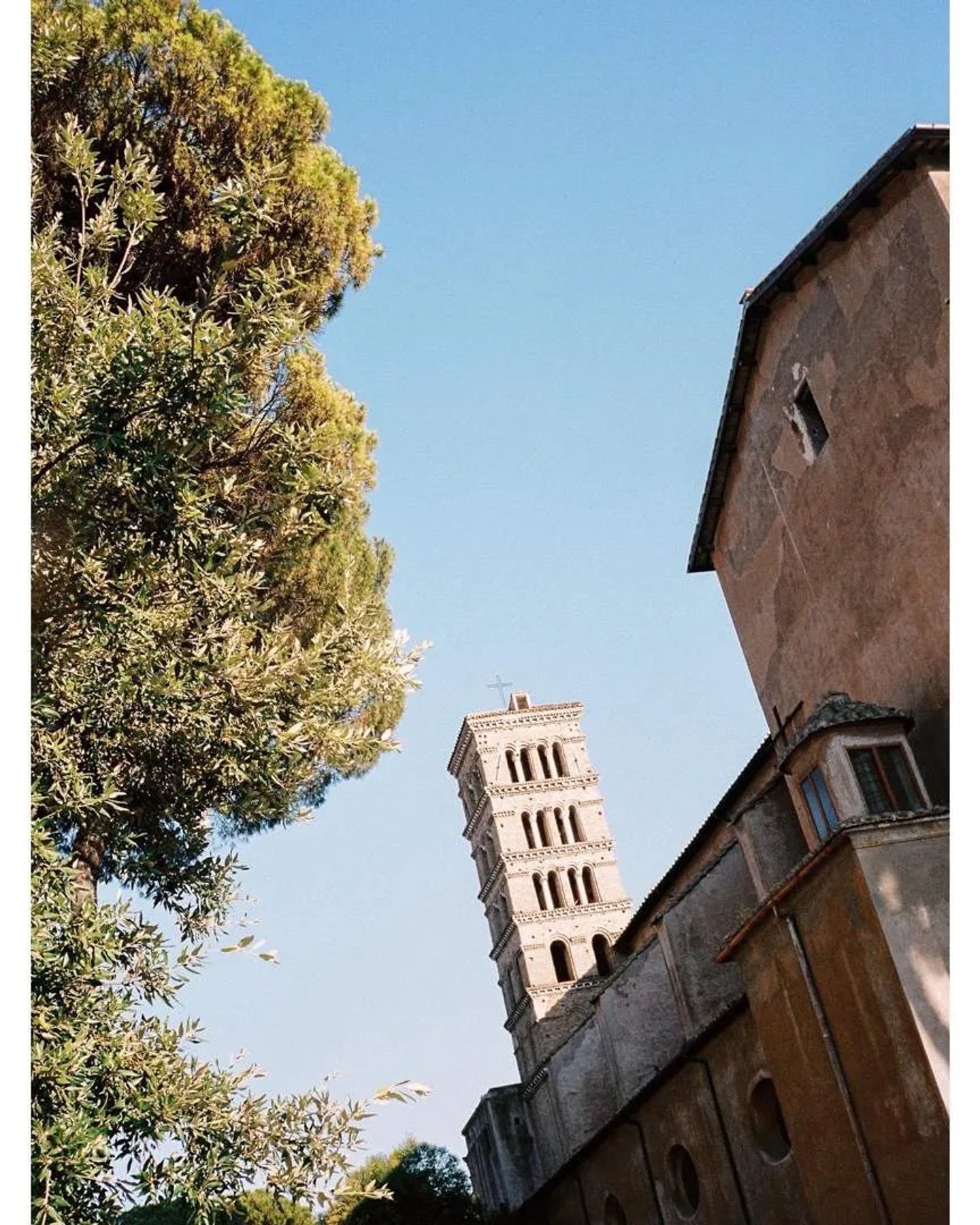 SomeNotesOnRome_3_YagoCastromil_Thisissample