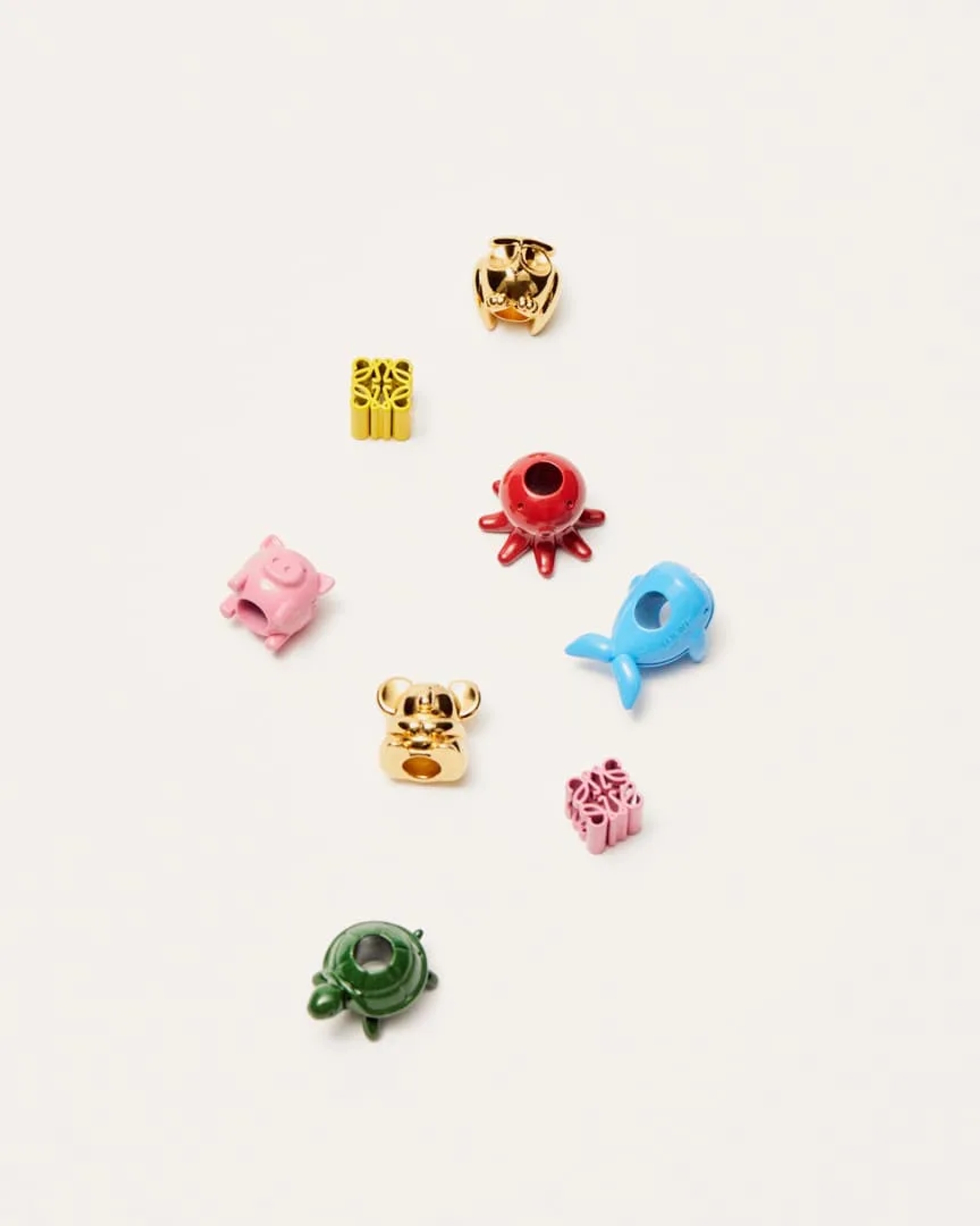 LoeweGifts_4_YagoCastromil_Thisissample