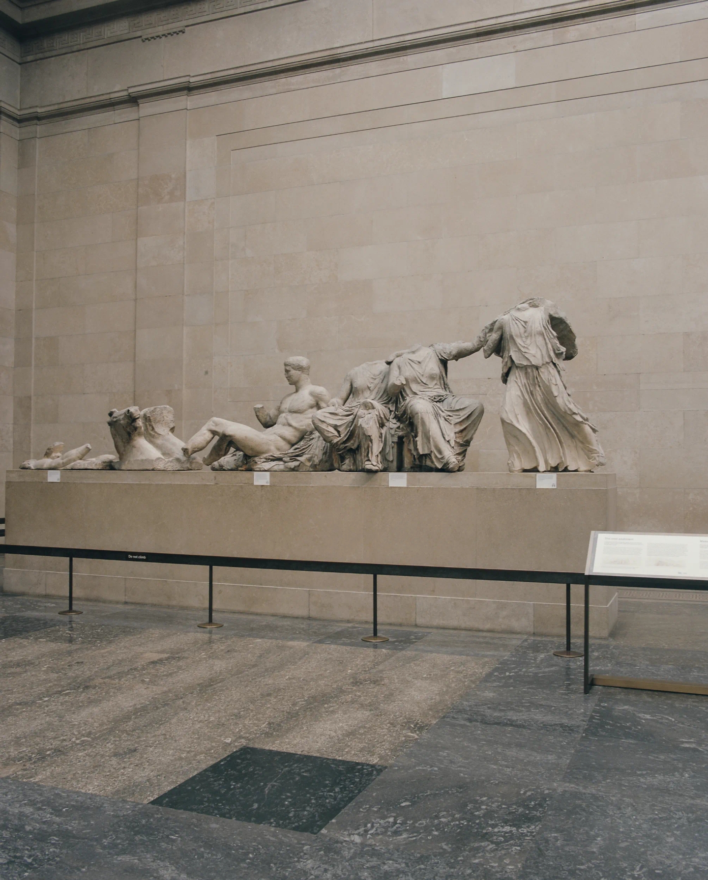 ICON-BRITISH-MUSEUM-ALTAS-17
