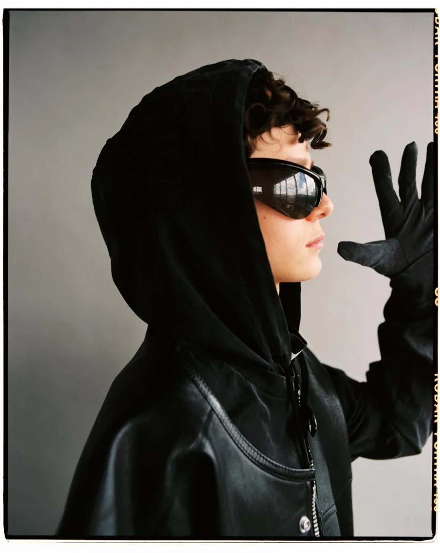 Chavales_ICON_08_PabloZamora_Thisisample