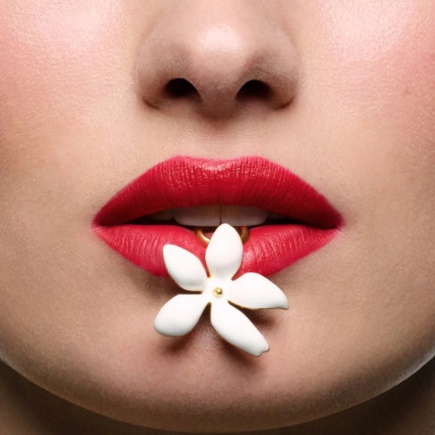 z05-LIPSTICK-316_2175-B1_FULLRES