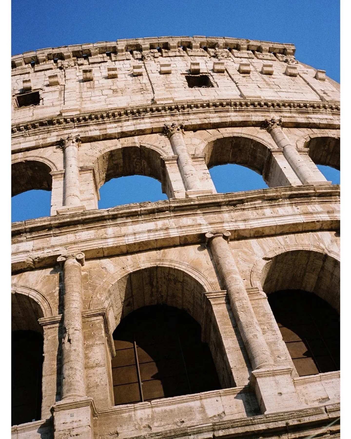 SomeNotesOnRome_2_YagoCastromil_Thisissample