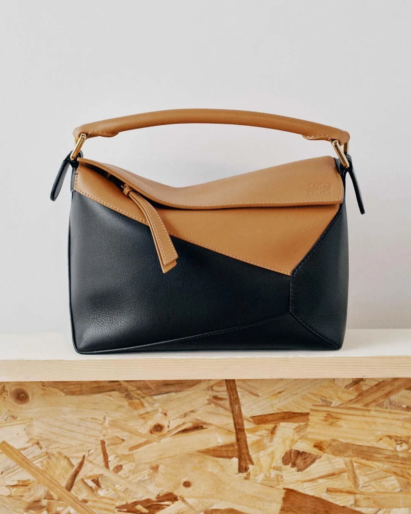 YAGO_CASTROMIL_LOEWE_FW23_PUZZLE_BAG_0262-copia