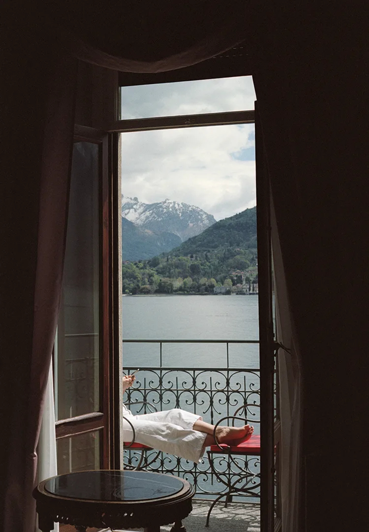 Traveler_Lago_Di_Como_8_Yago_Castromil_Thisissample