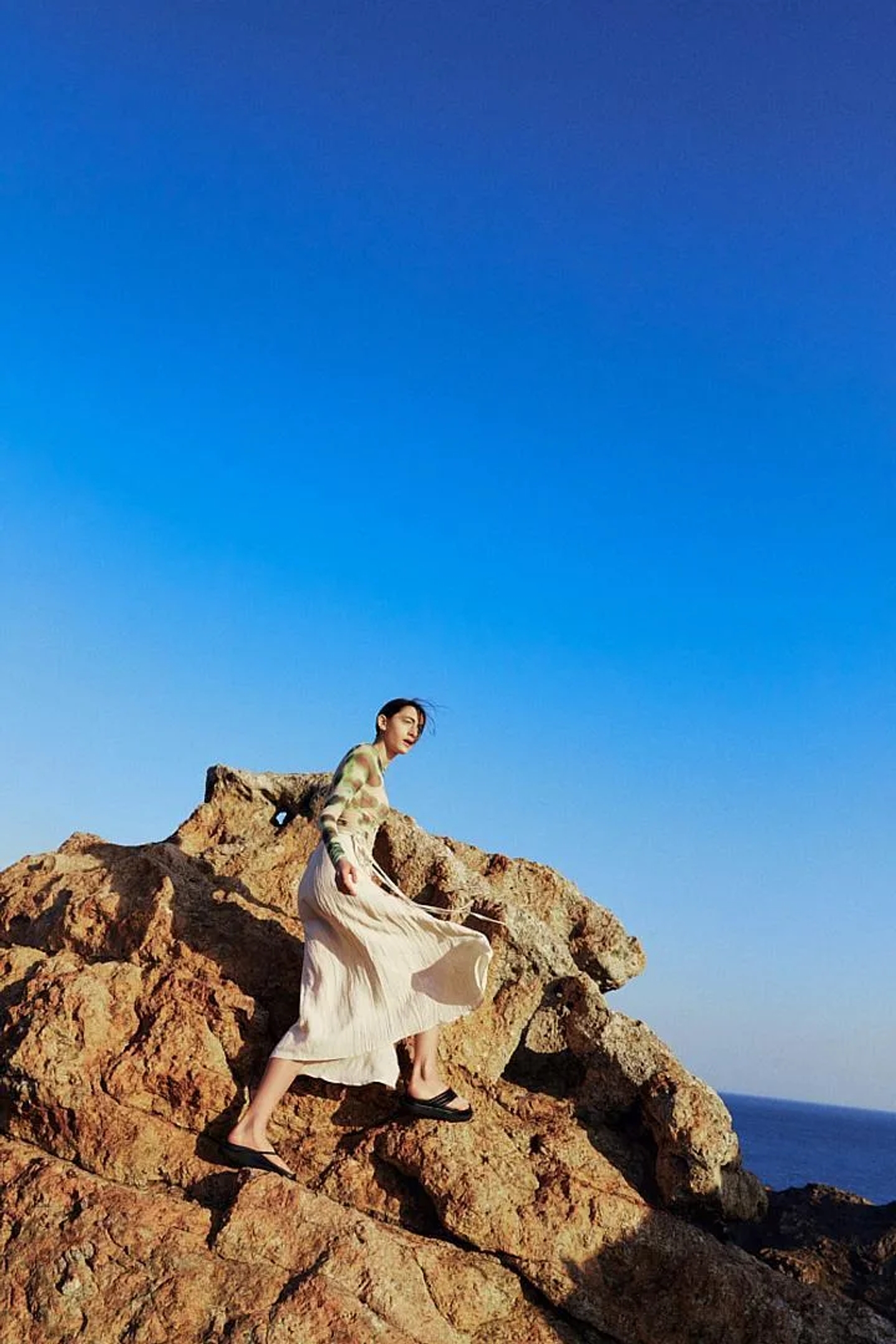 Vogue_Laia_Benavides_Thisissample.jpg_005