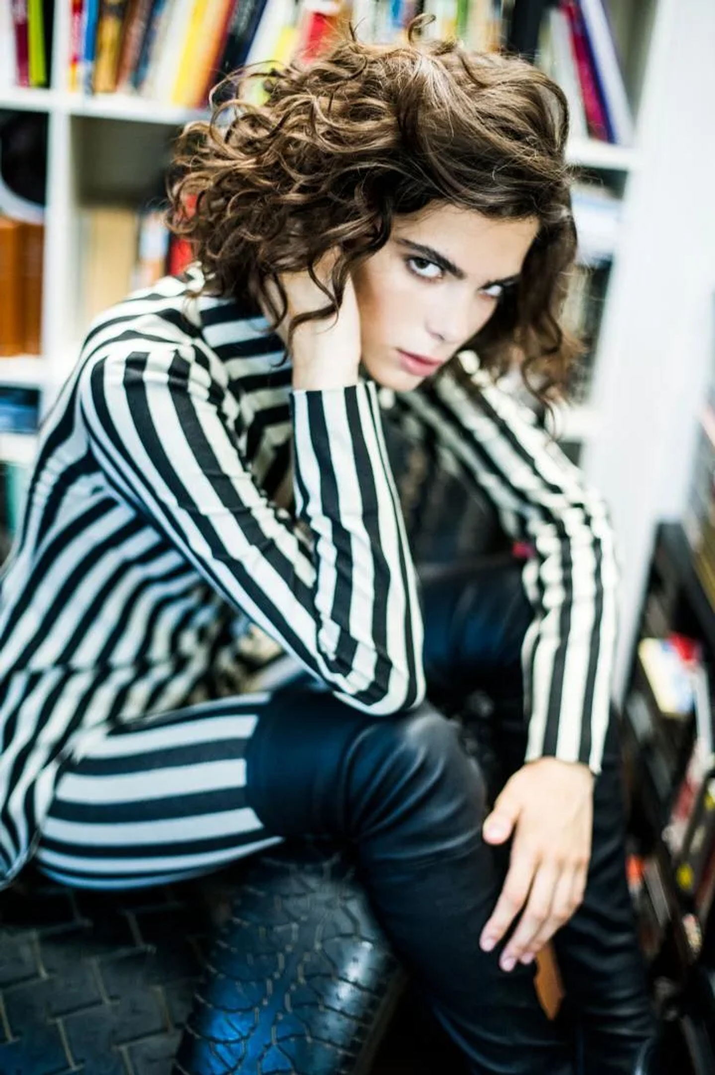 Isabel_de_pedro_Laia_Benavides_Thisissample.jpg_006