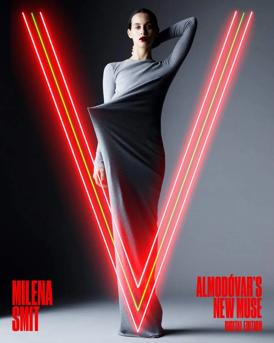 V_Magazine_Milena_Smith_00_Alvaro_Beamud_Thisissample