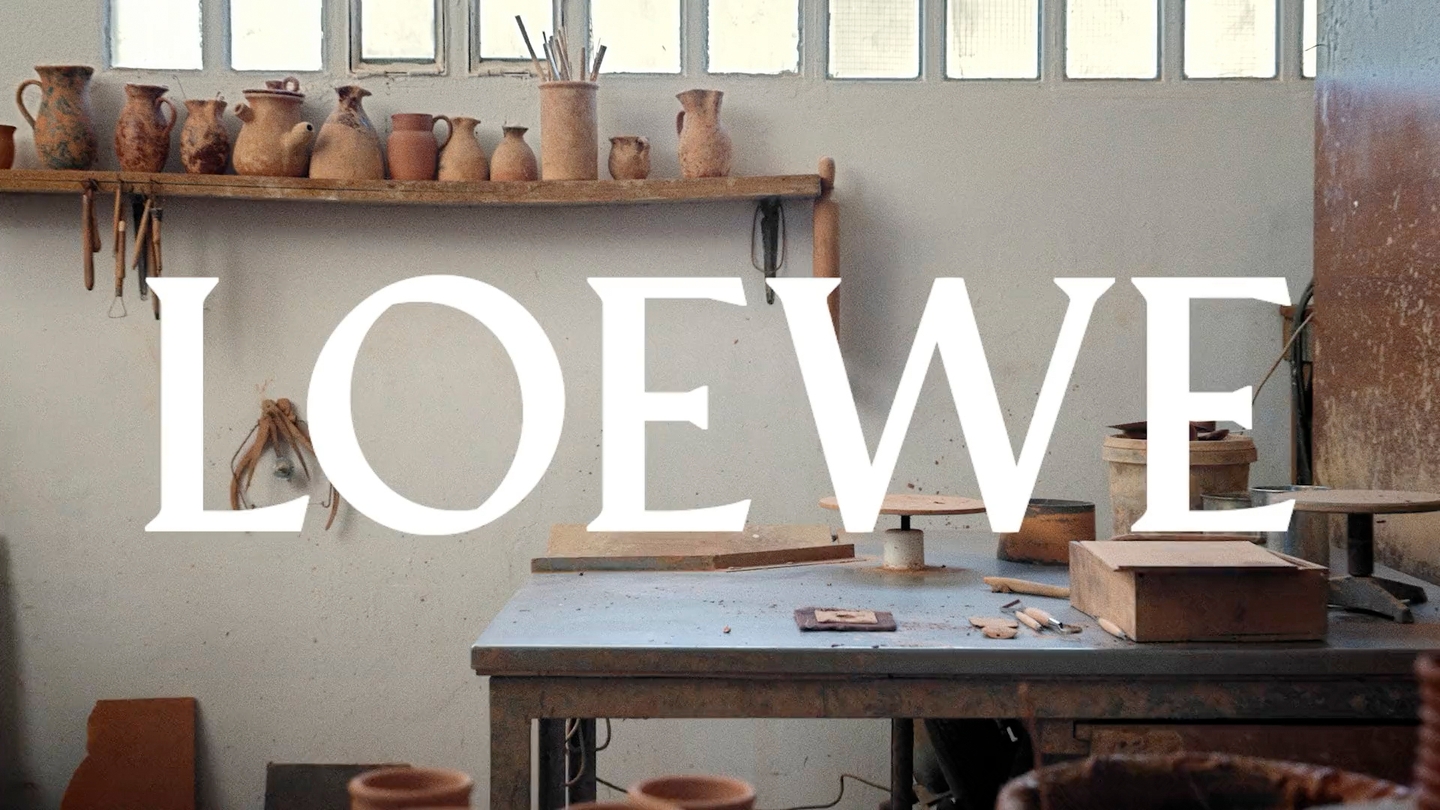 LOEWE-LOEWE Perfumes for Salon by Ivan Varela & Yago Castromil