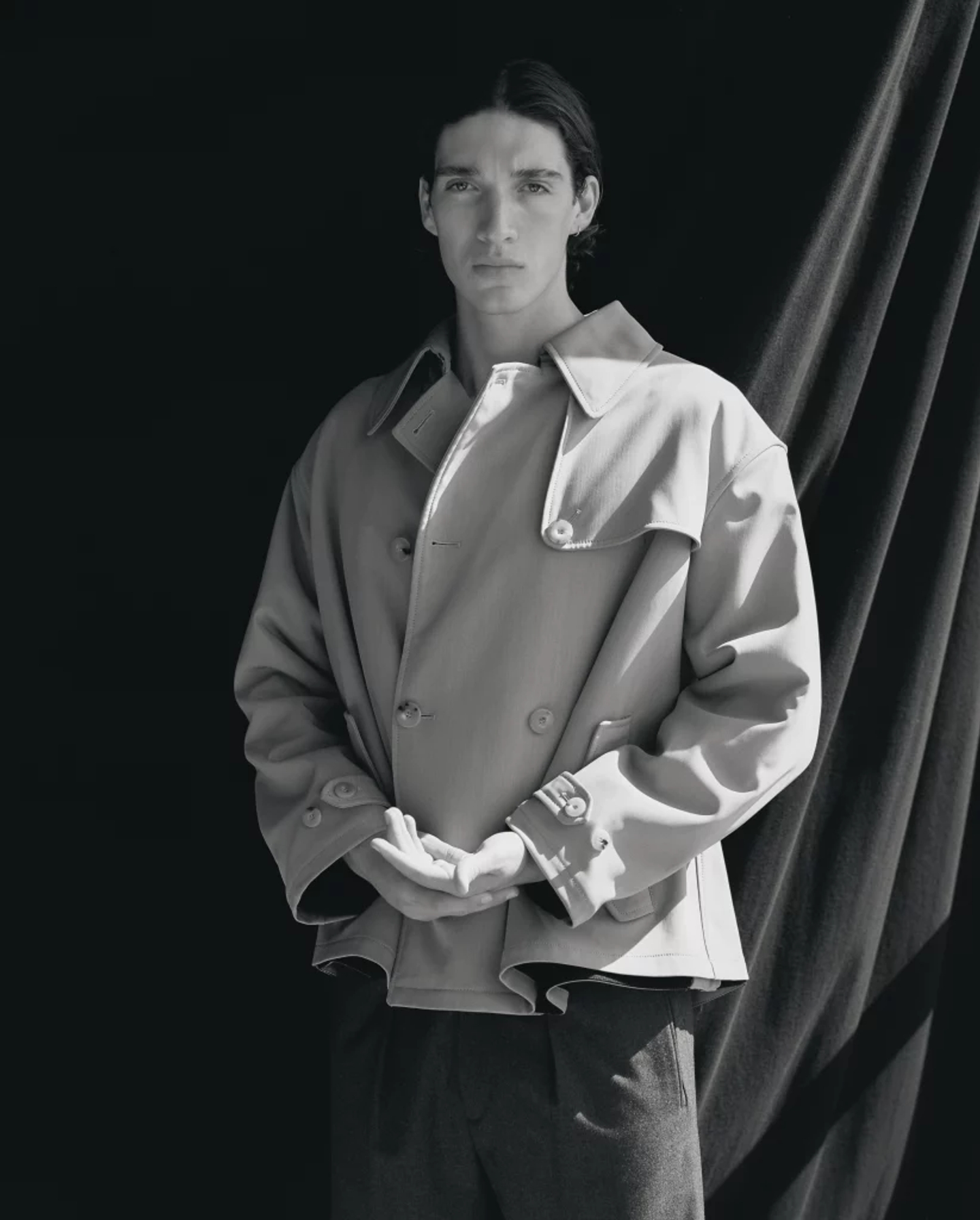 ICON-ARMANI-ALTAS-3-823x1024