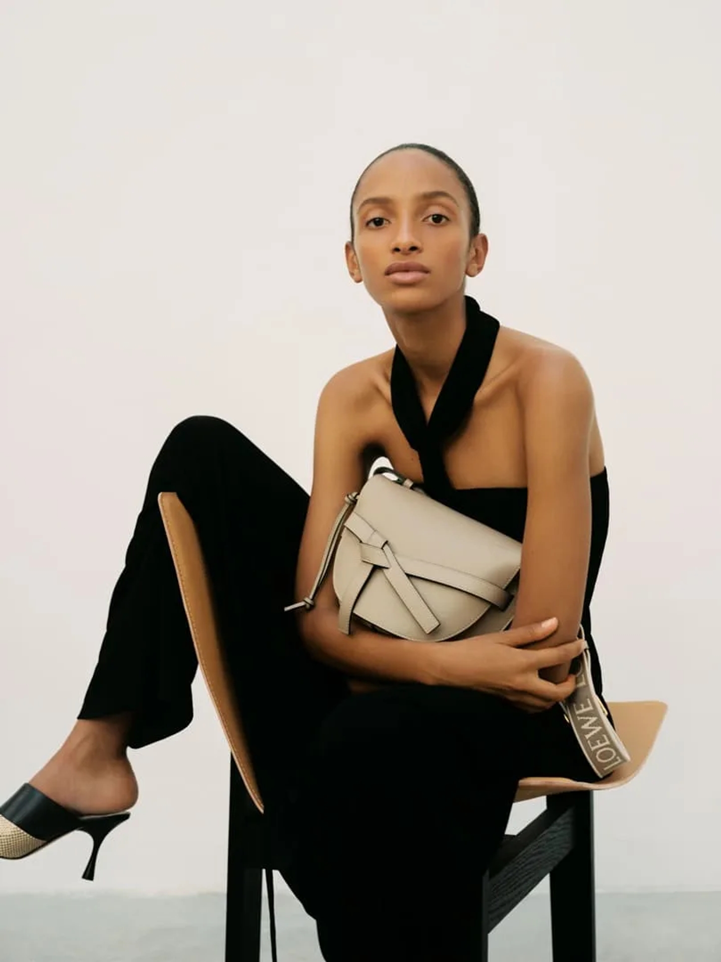LoeweGate_0_YagoCastromil_Thisissample