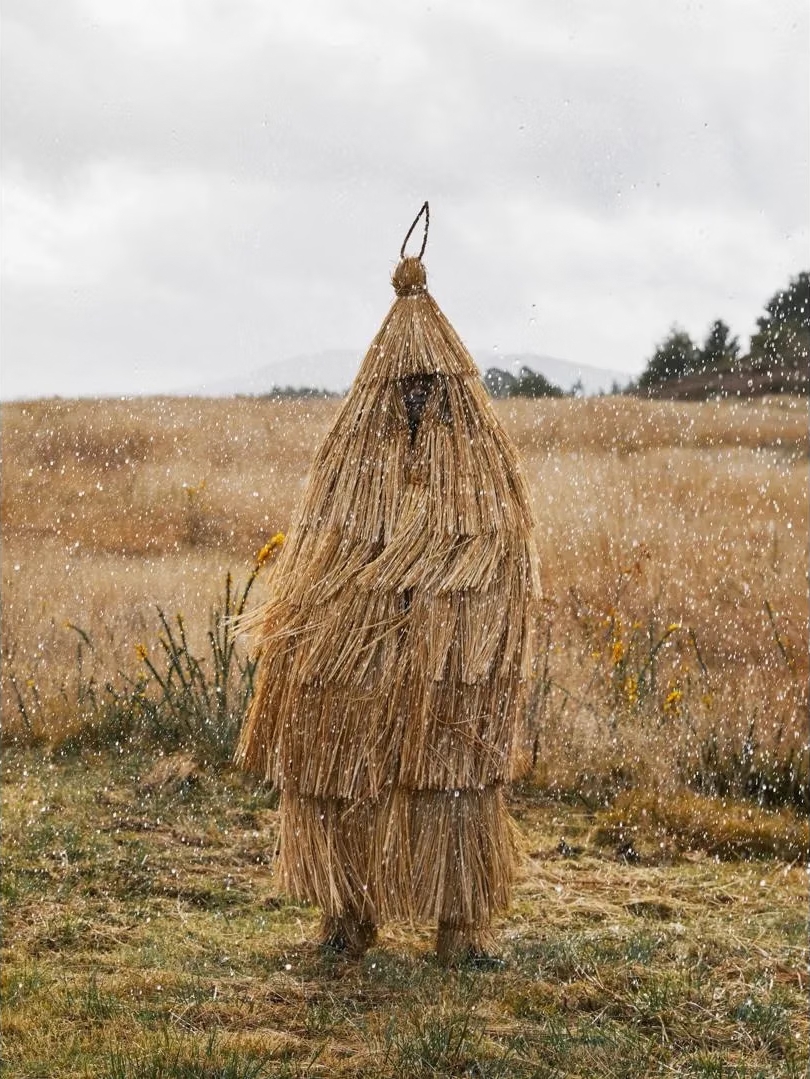 SaloneDiMobile_Loewe_00_Yago_Castromil_thisissample