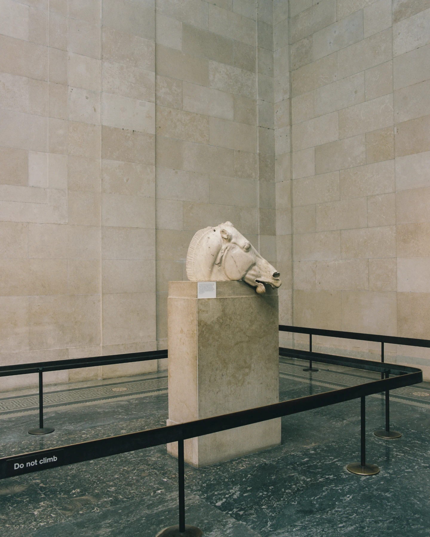 ICON-BRITISH-MUSEUM-ALTAS-10