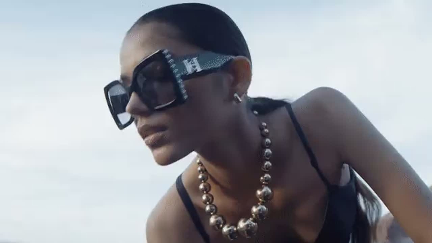 ezgif.com-video-to-gif_2022-04