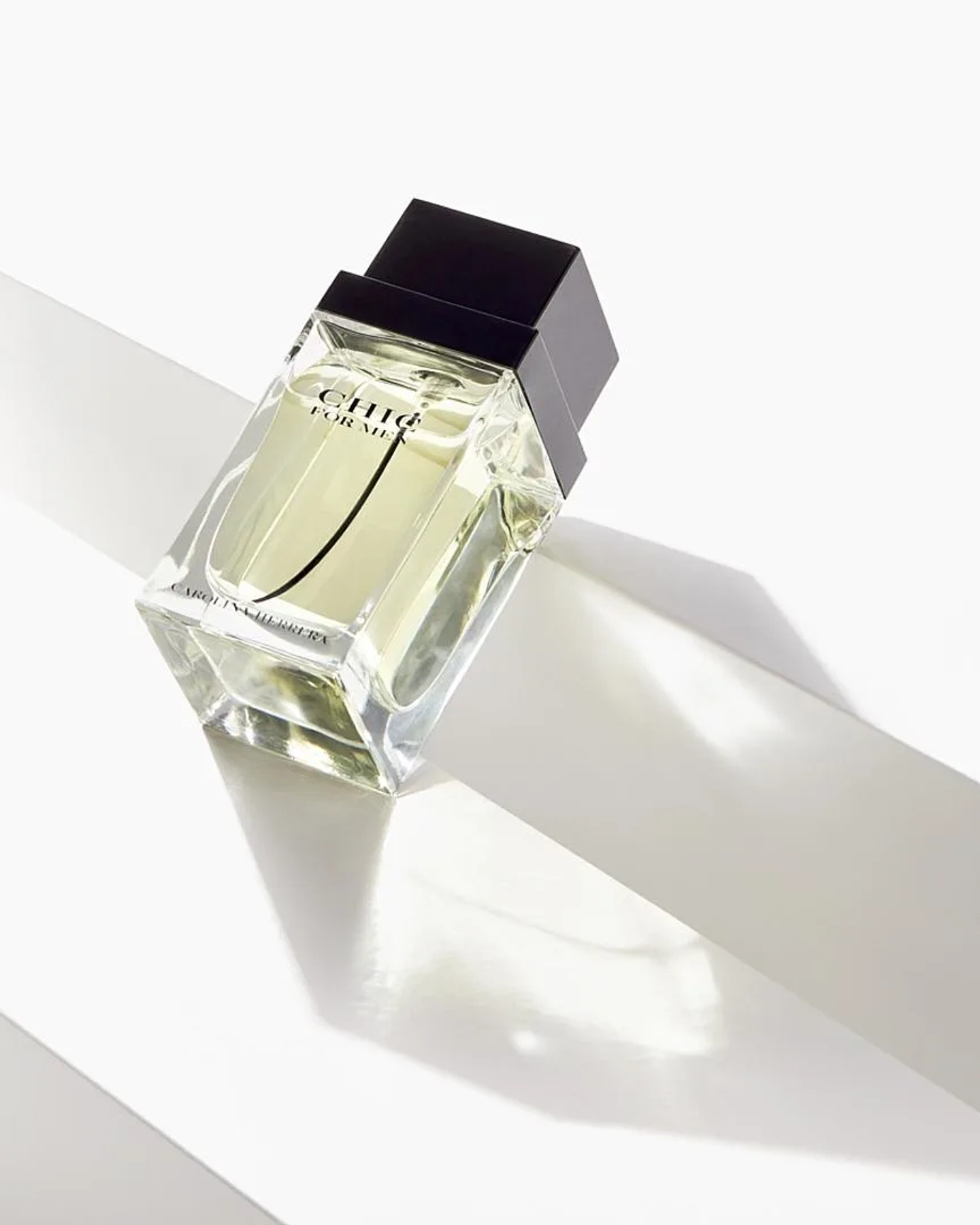 CH_Perfume_Laia_Benavides_Thisissample.jpg_006