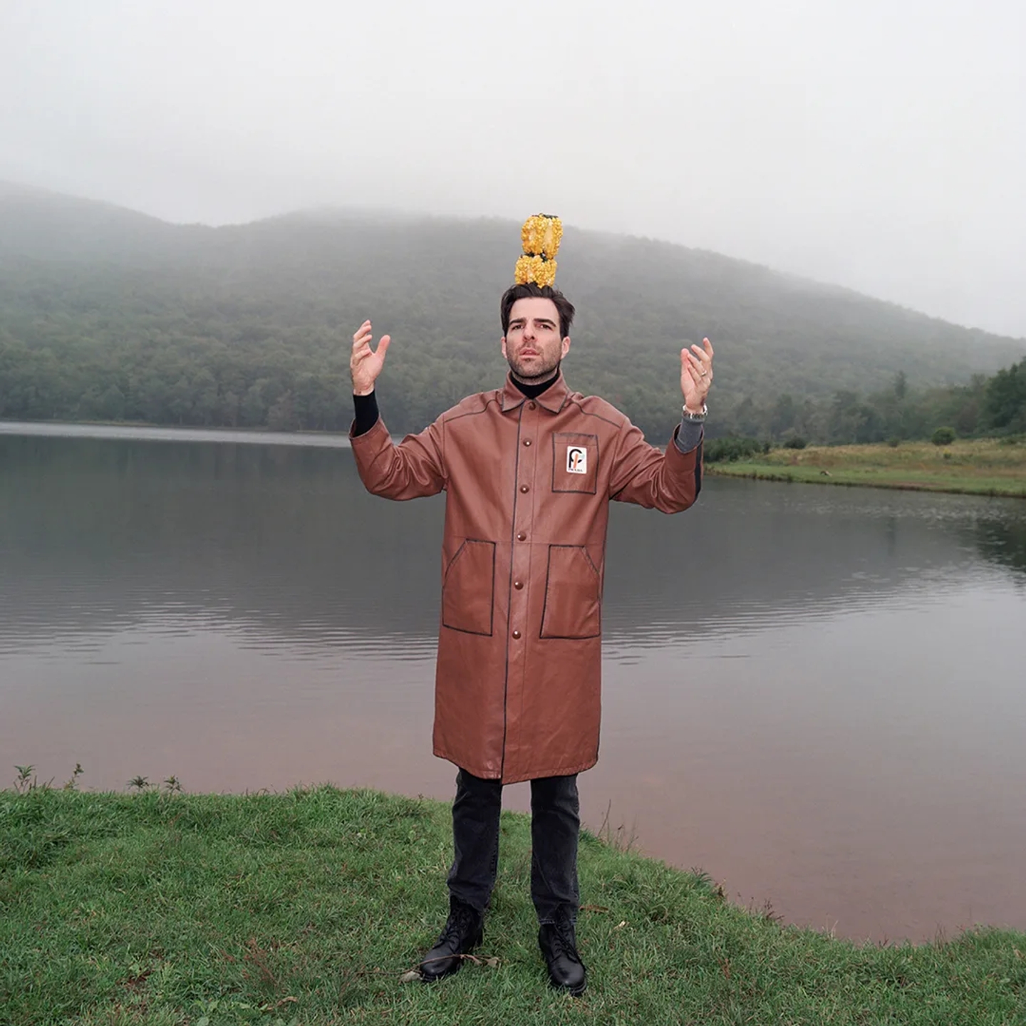 Traveller_Zachary_Quinto_16_Pablo_Zamora_Sample-2